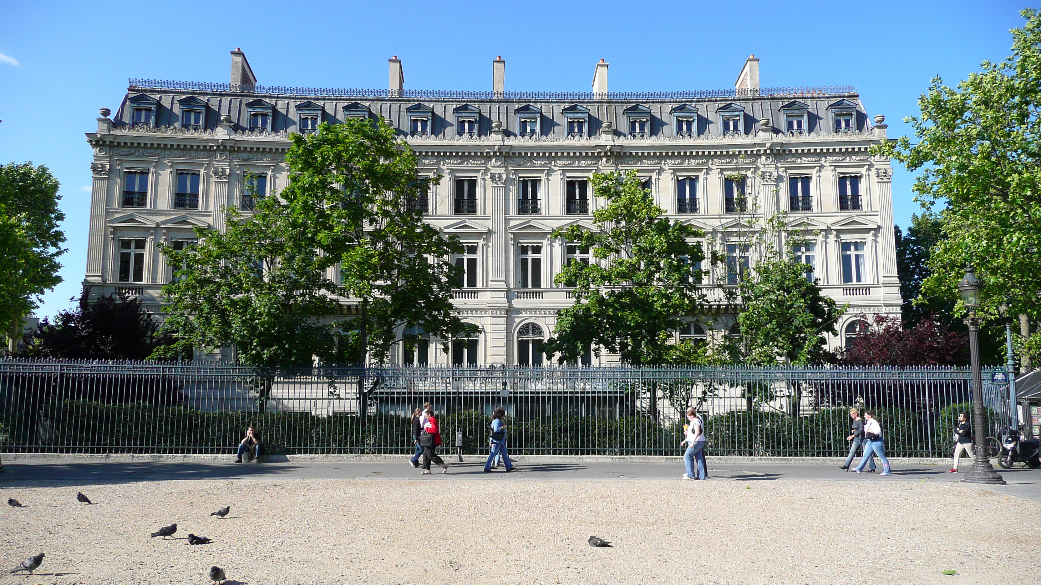 Photo France Paris Place de l'Etoile 2007-05 25