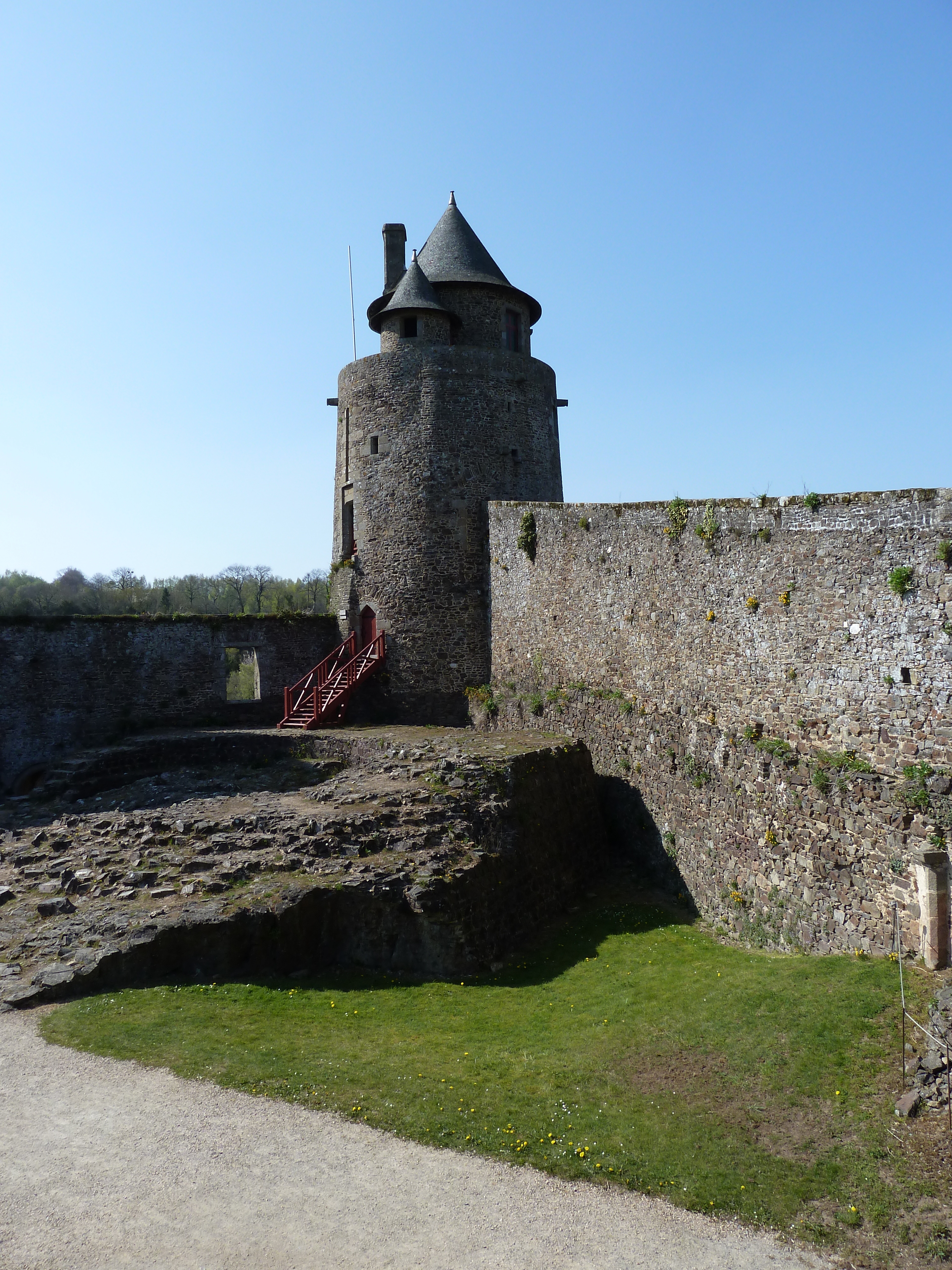 Photo France Fougères 2010-04 10