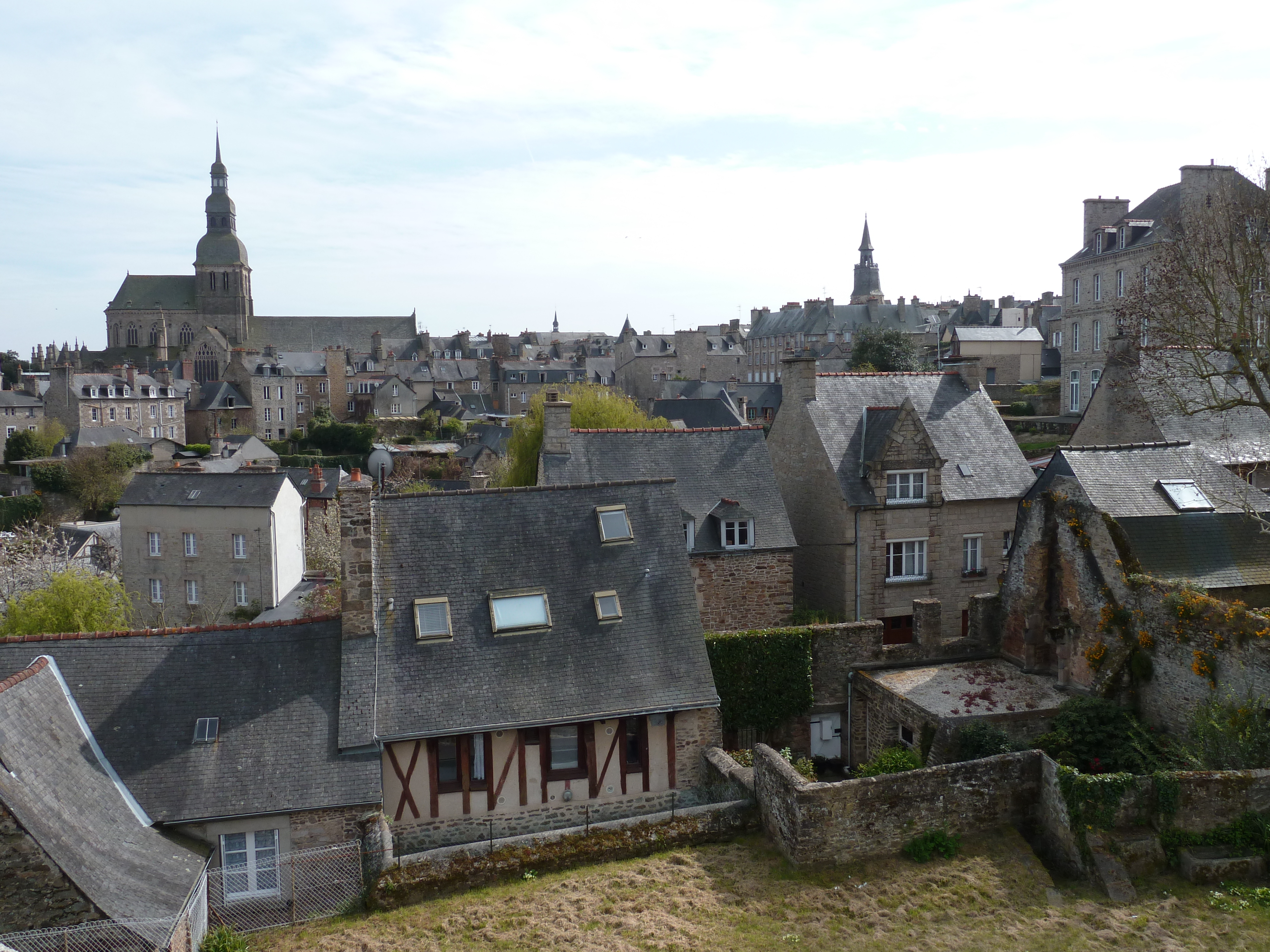 Photo France Dinan Les remparts de Dinan 2010-04 3