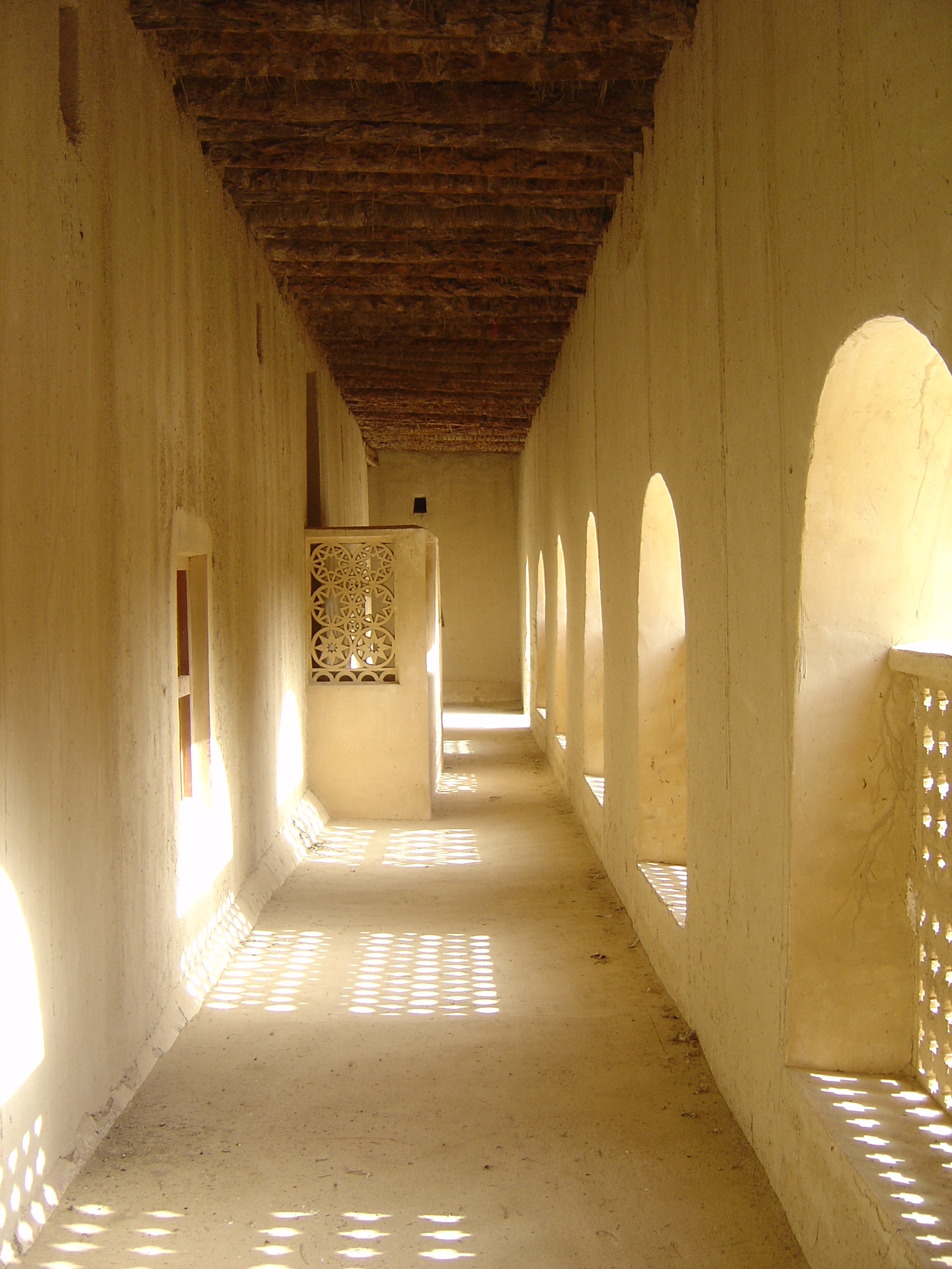 Photo Émirats arabes unis Al Ain Fort de Jahli 2005-03 26
