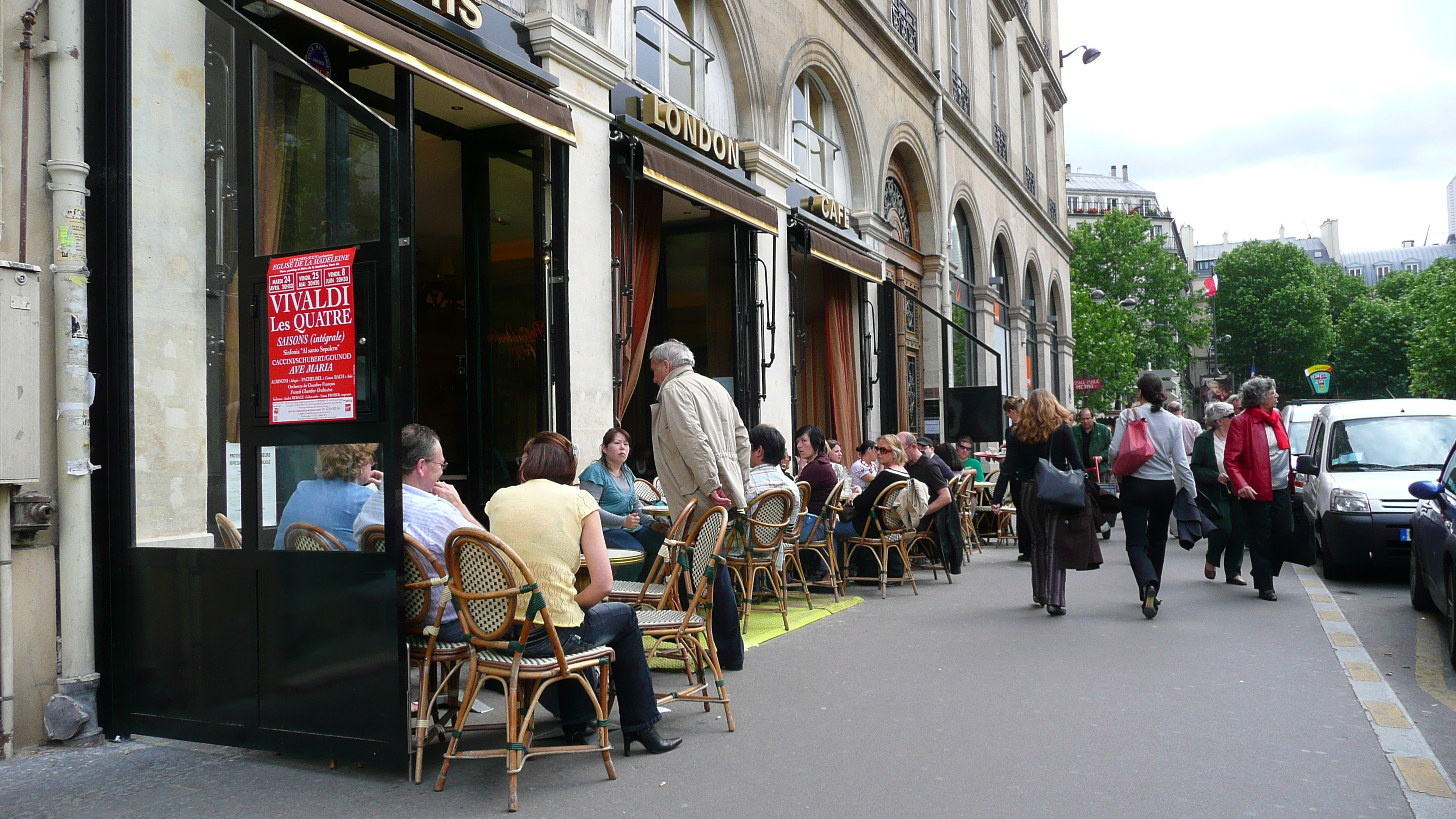 Photo France Paris La Madeleine 2007-05 97