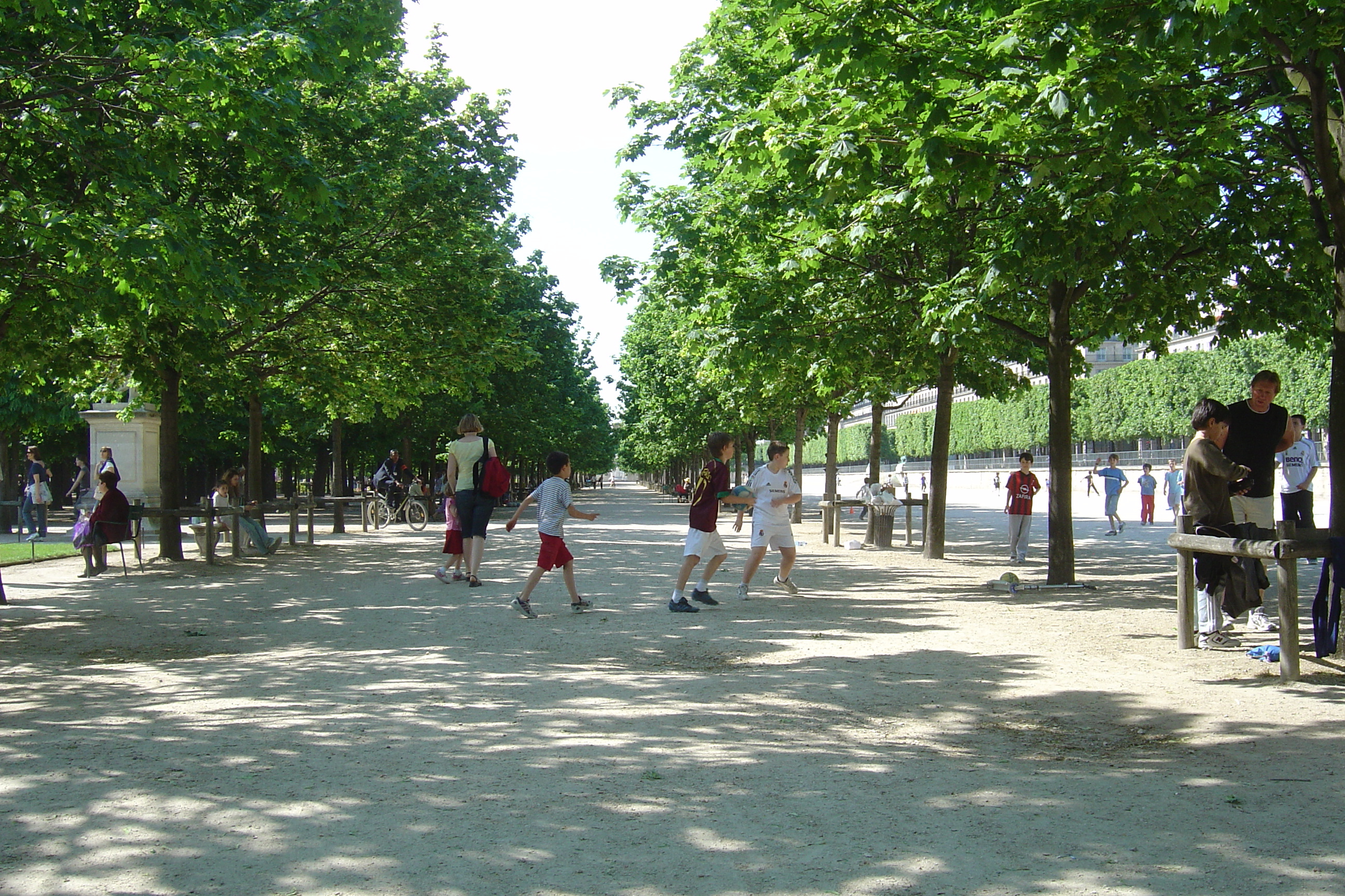Photo France Paris Jardin des Tuileries 2007-05 50