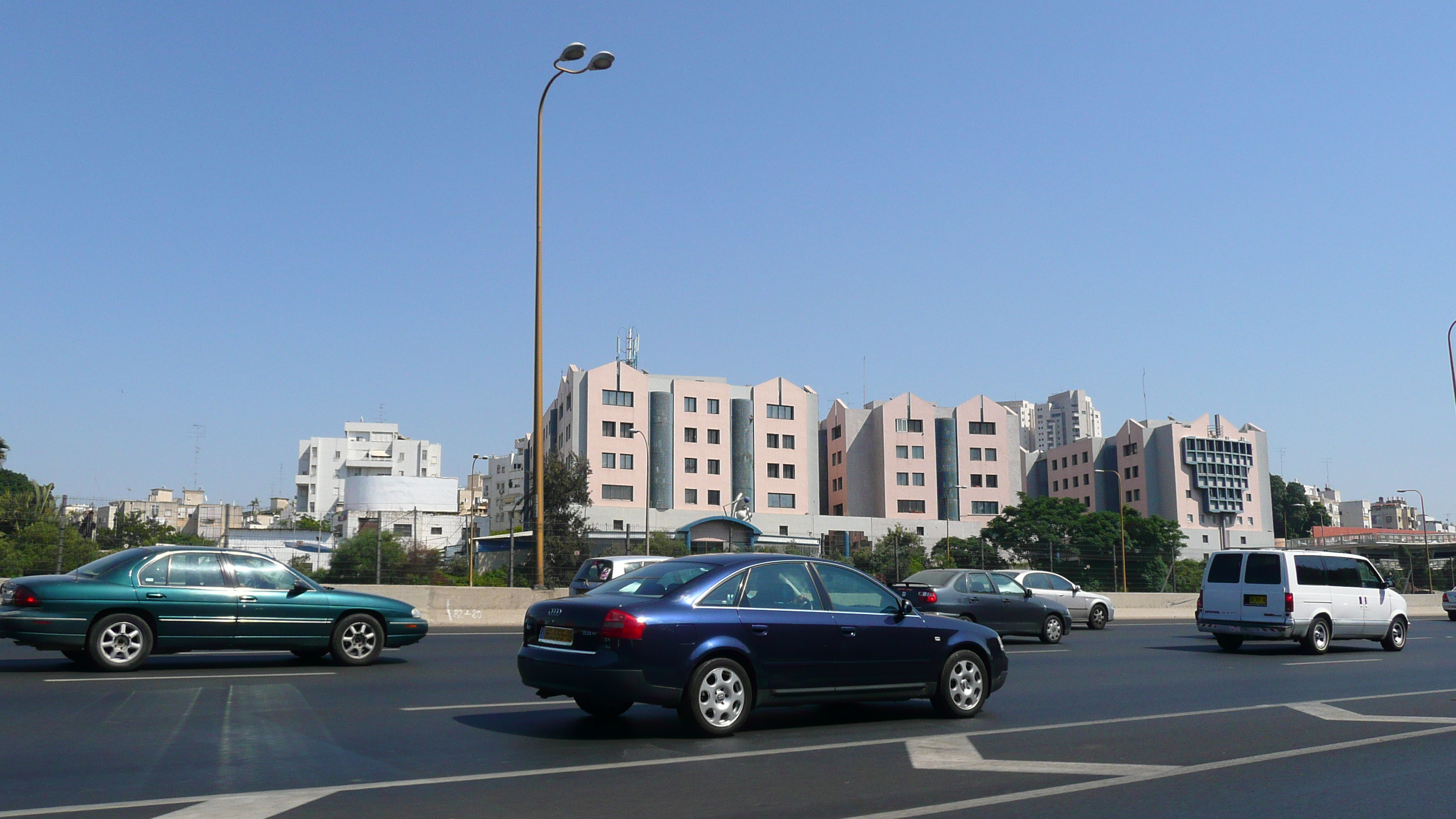 Photo Israel Route de Tel Aviv à Ben Gurion 2007-06 5