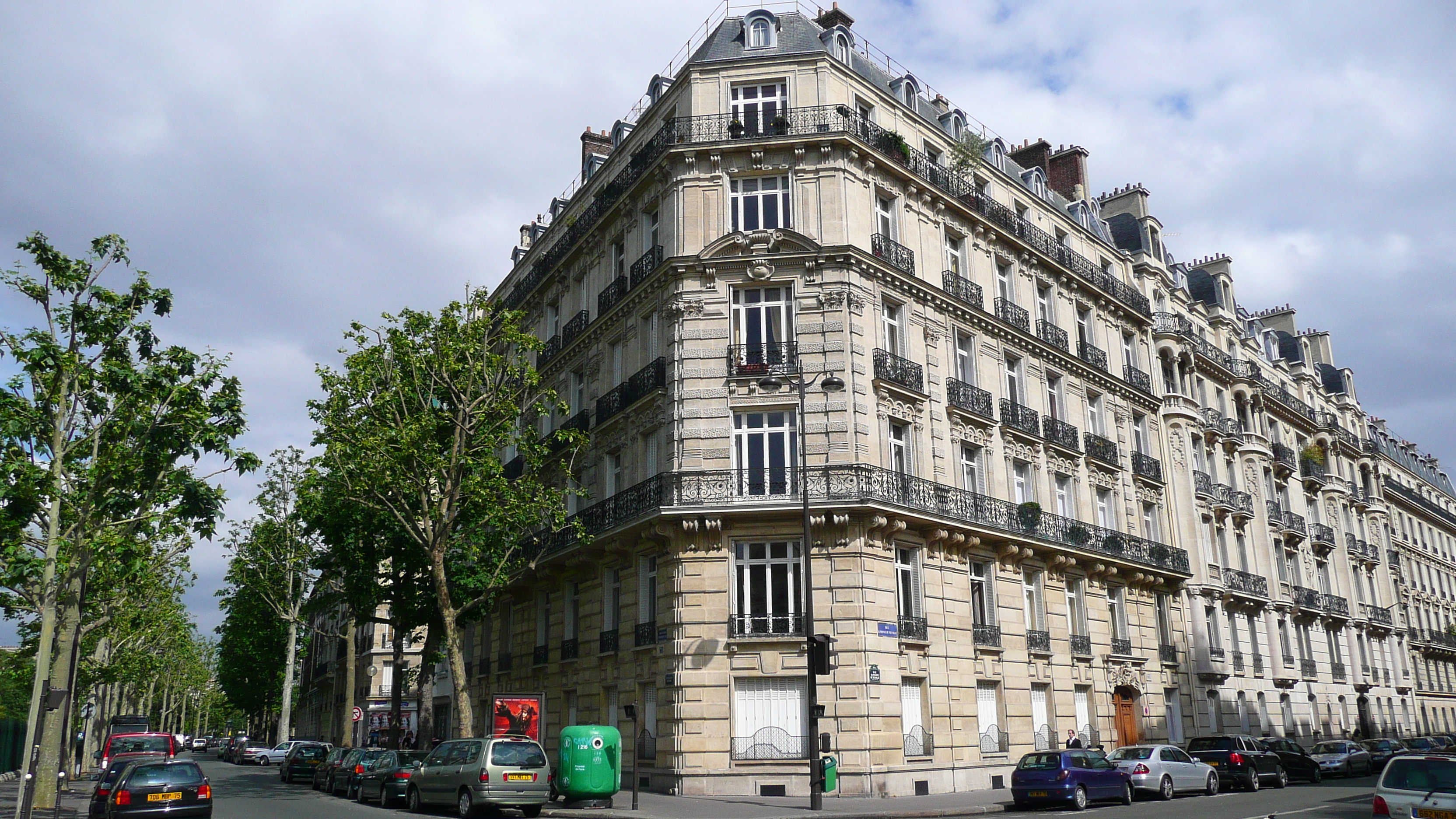 Photo France Paris 17eme Arrondissement Boulevard Péreire 2007-05 24
