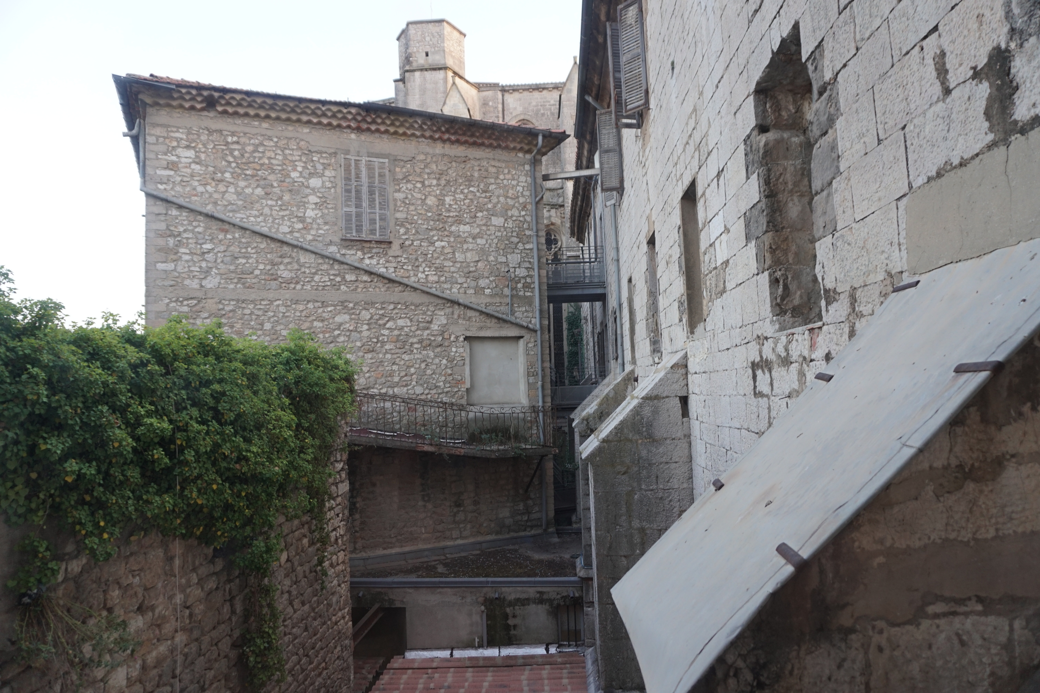 Photo France Saint Maximin la Sainte Baume Hôtel Le Couvent Royal Saint Maximin 2017-08 24