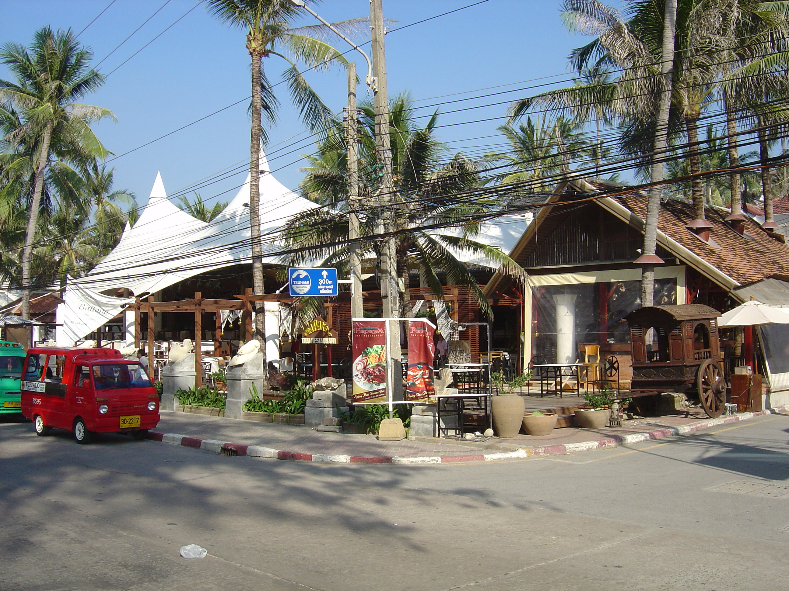 Photo Thaïlande Phuket Patong Beach Road 2005-12 14