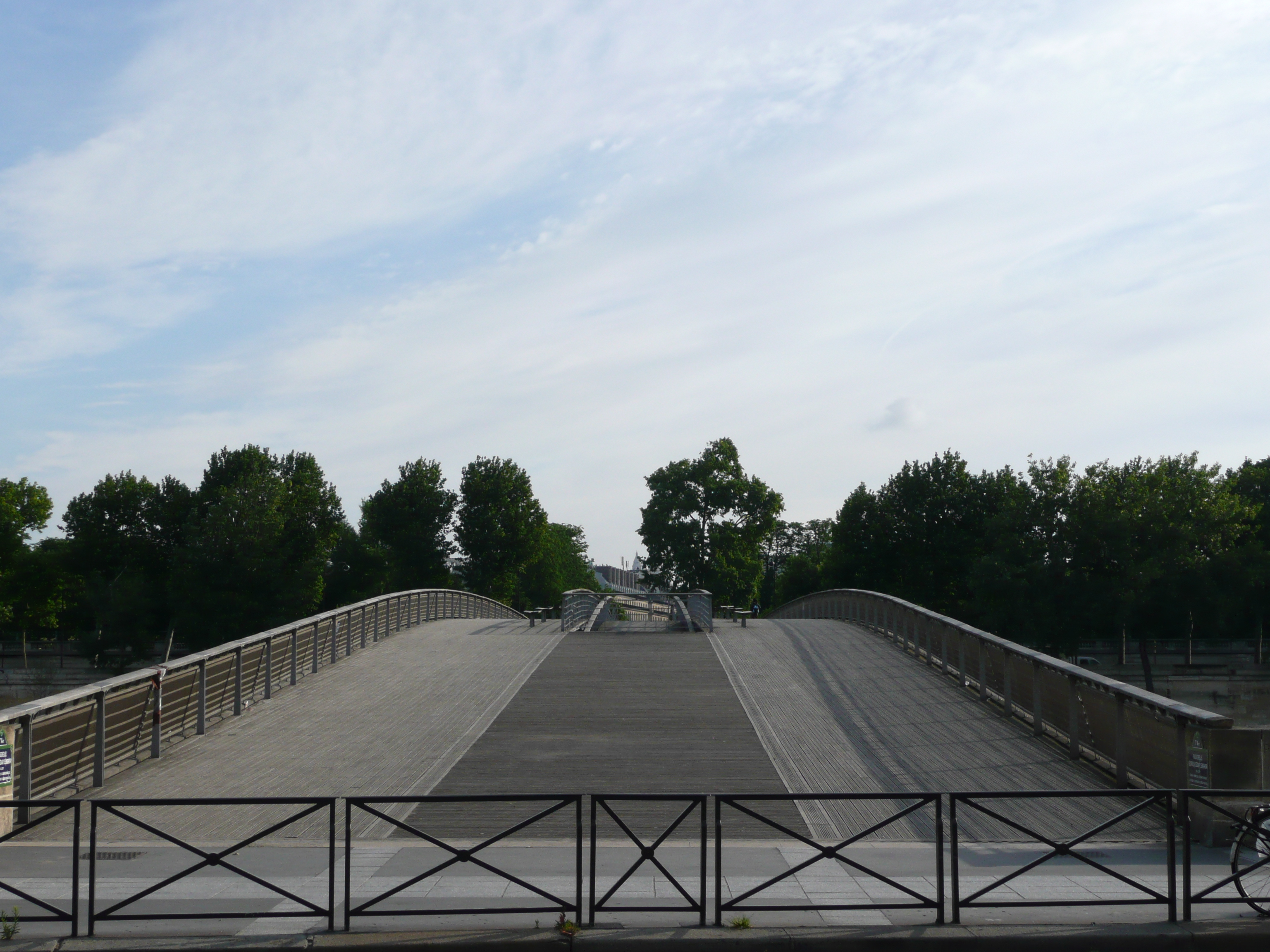 Photo France Paris Les ponts de Paris 2007-06 18