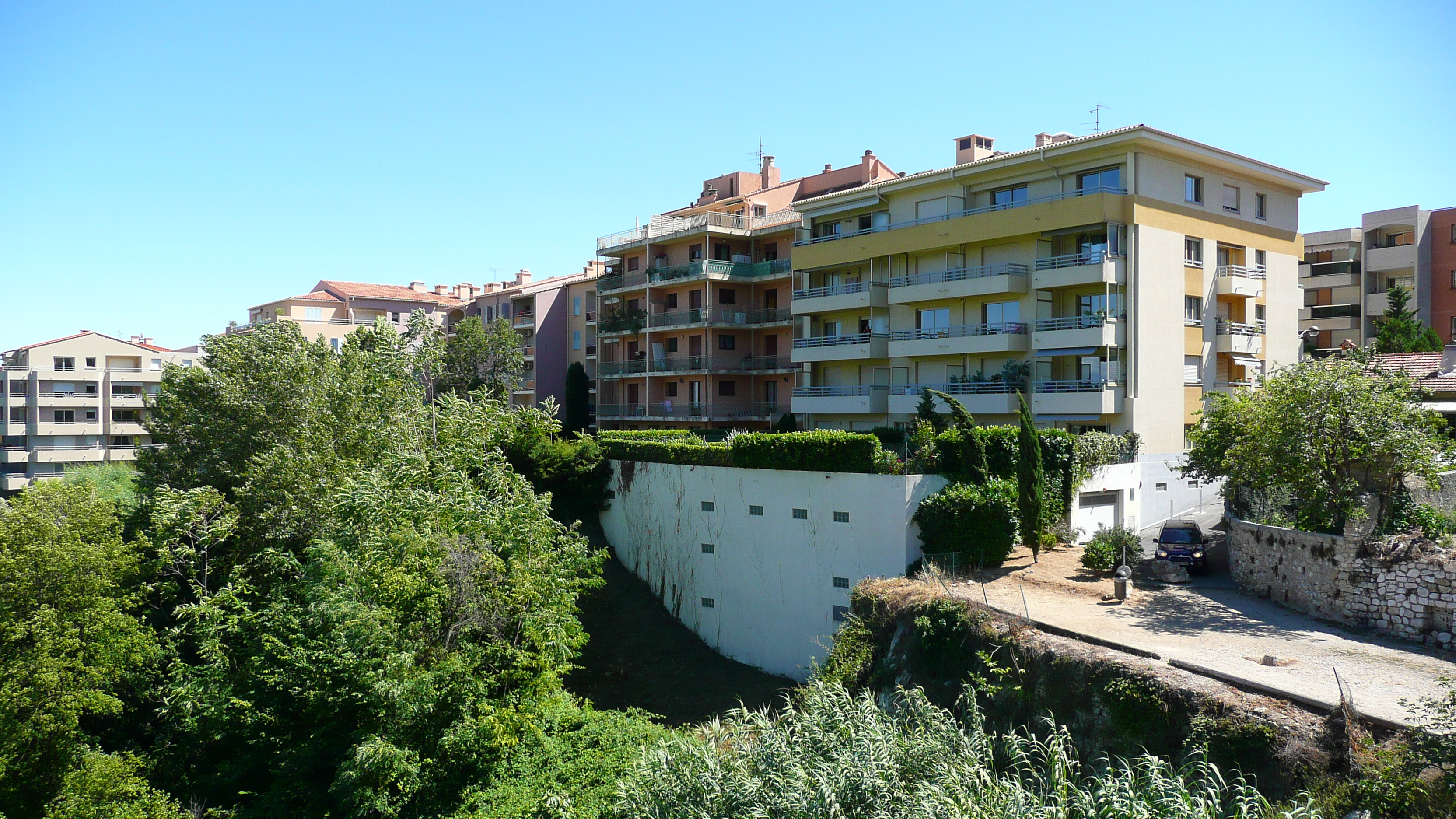 Photo France Vence Vence Ouest 2007-07 19
