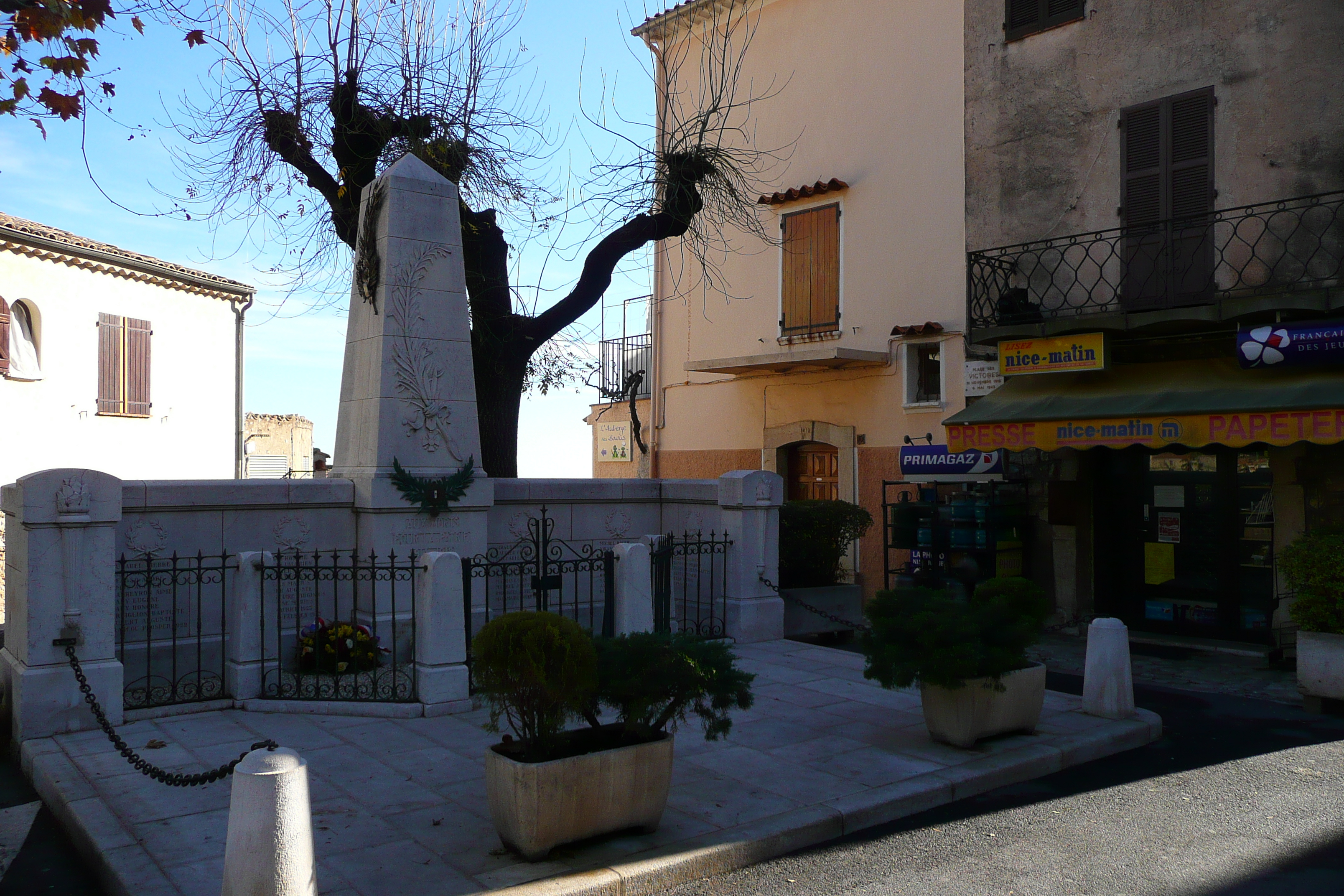 Photo France Saint Jeannet 2007-11 102