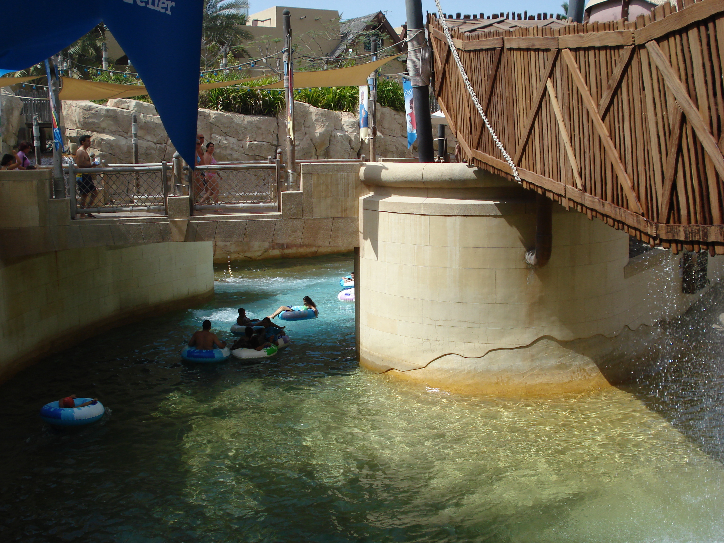 Photo Émirats arabes unis Dubai Parc Wild Wadi 2007-03 222