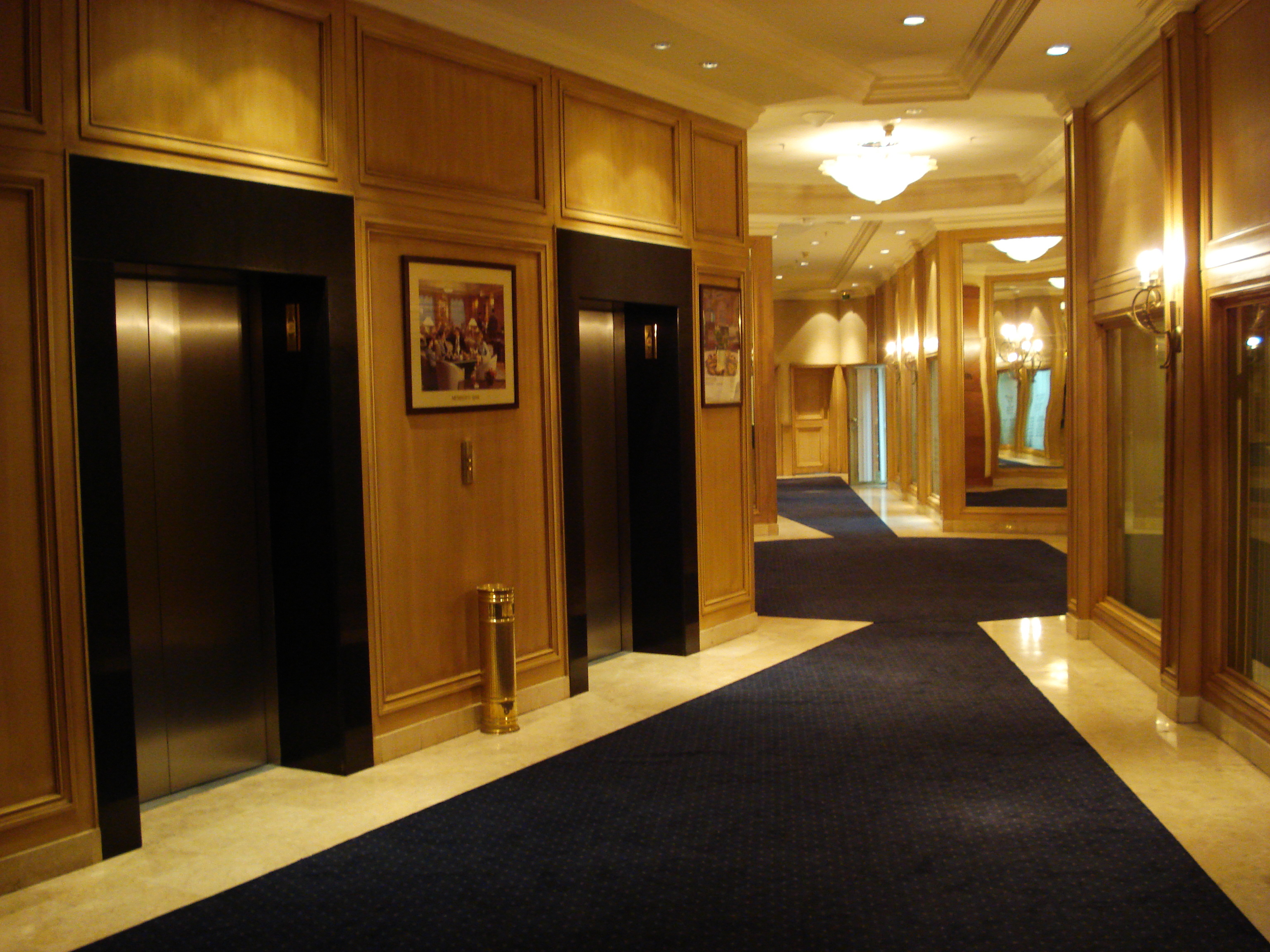 Photo Kazakhstan Almaty Hotel Intercontinental Almaty 2007-03 55