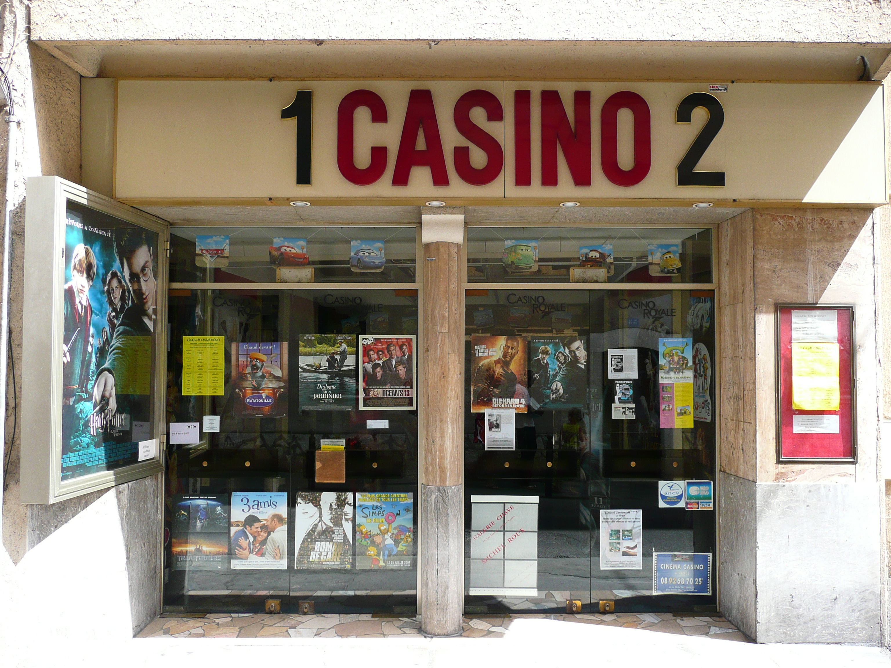 Photo France Vence Avenue H. Isnard 2007-07 10