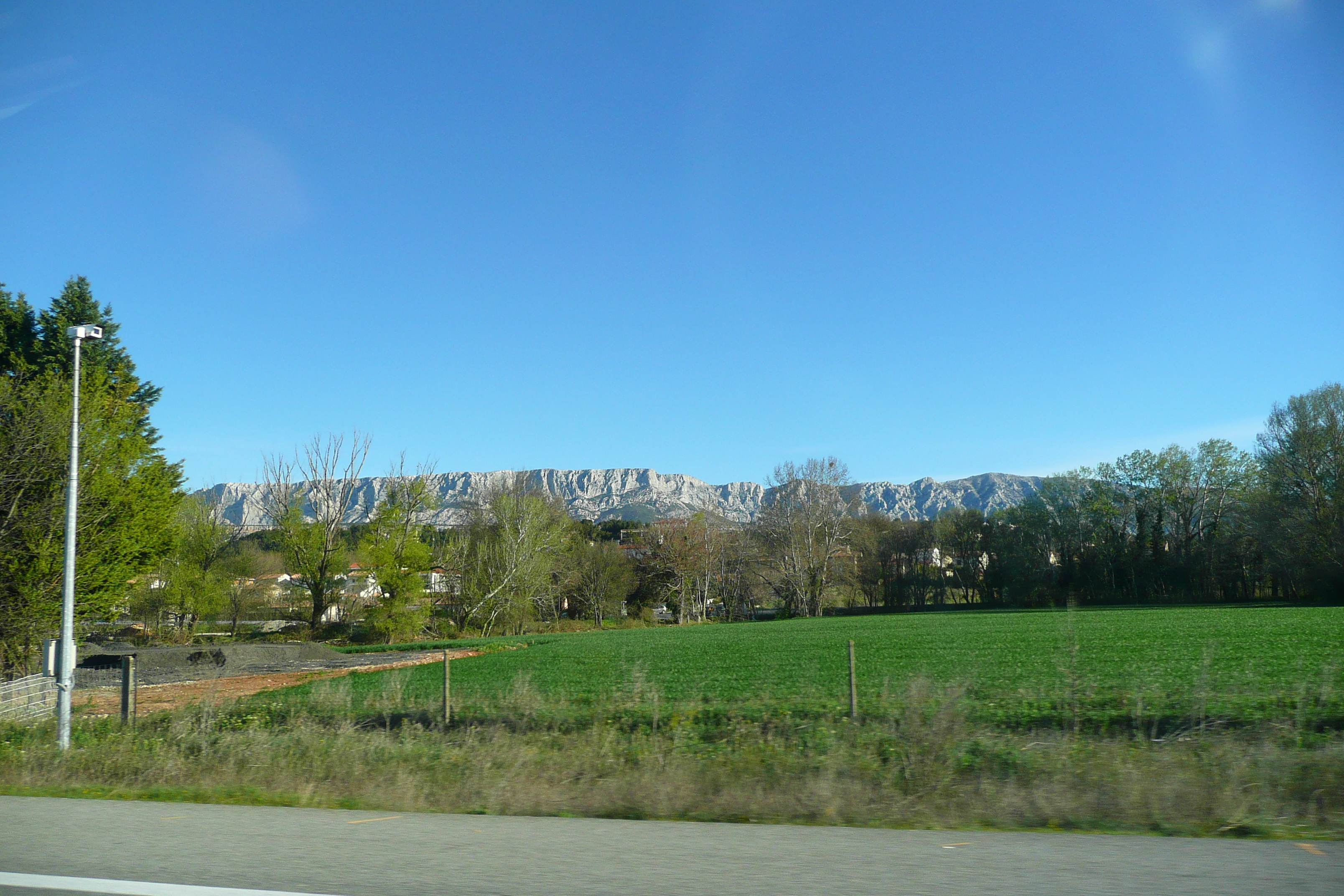 Photo France Côte d'Azur route A8 de Le Luc à Aix 2008-04 39