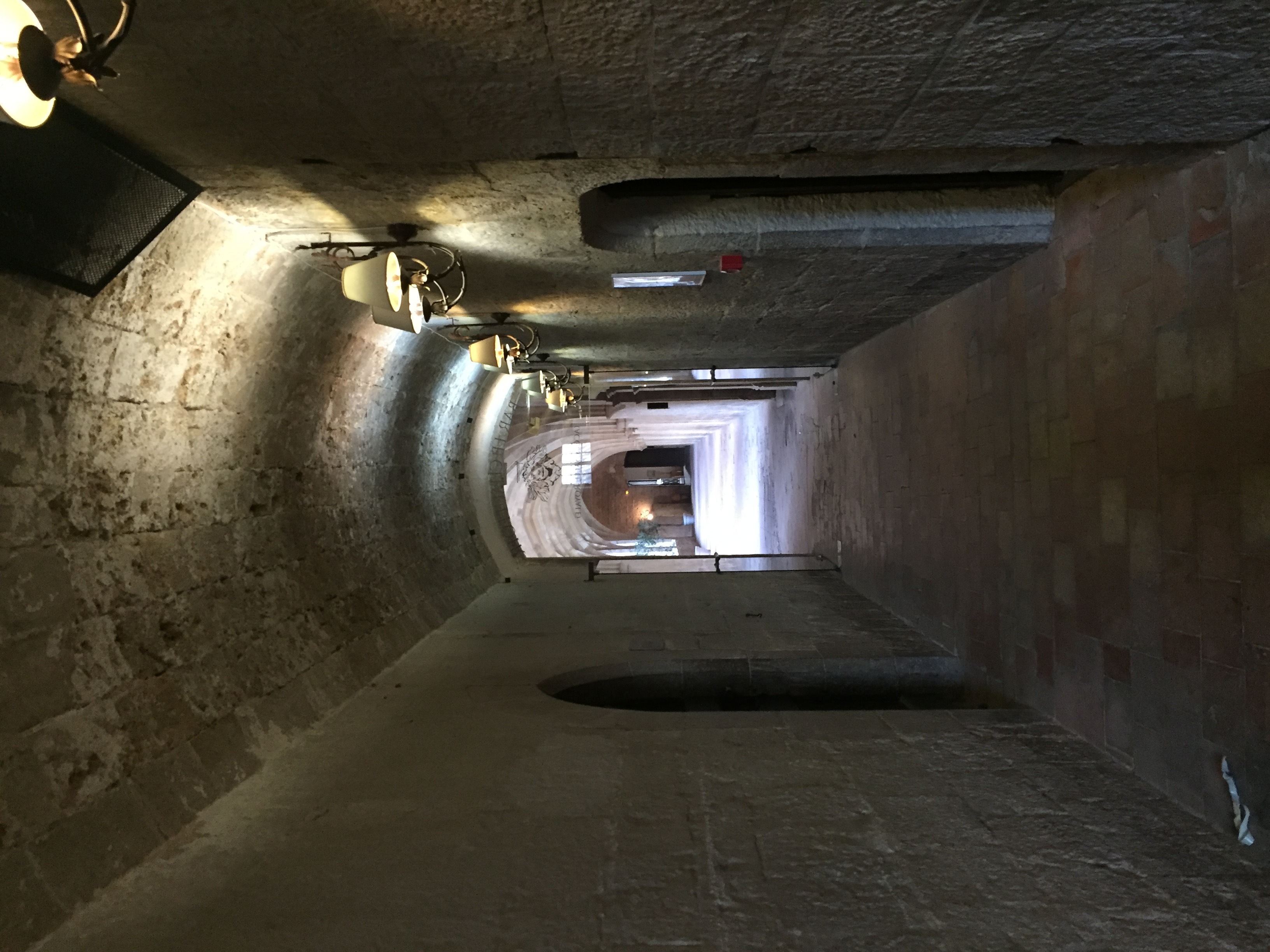 Photo France Saint Maximin la Sainte Baume Hôtel Le Couvent Royal Saint Maximin 2017-08 17