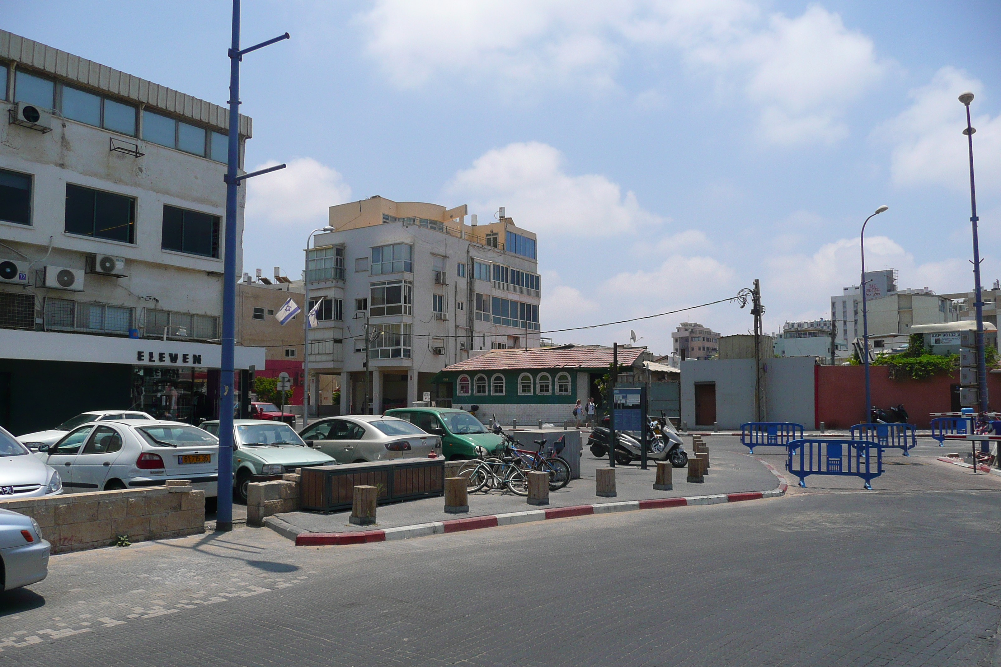 Photo Israel Tel Aviv Port de Tel Aviv 2007-06 95