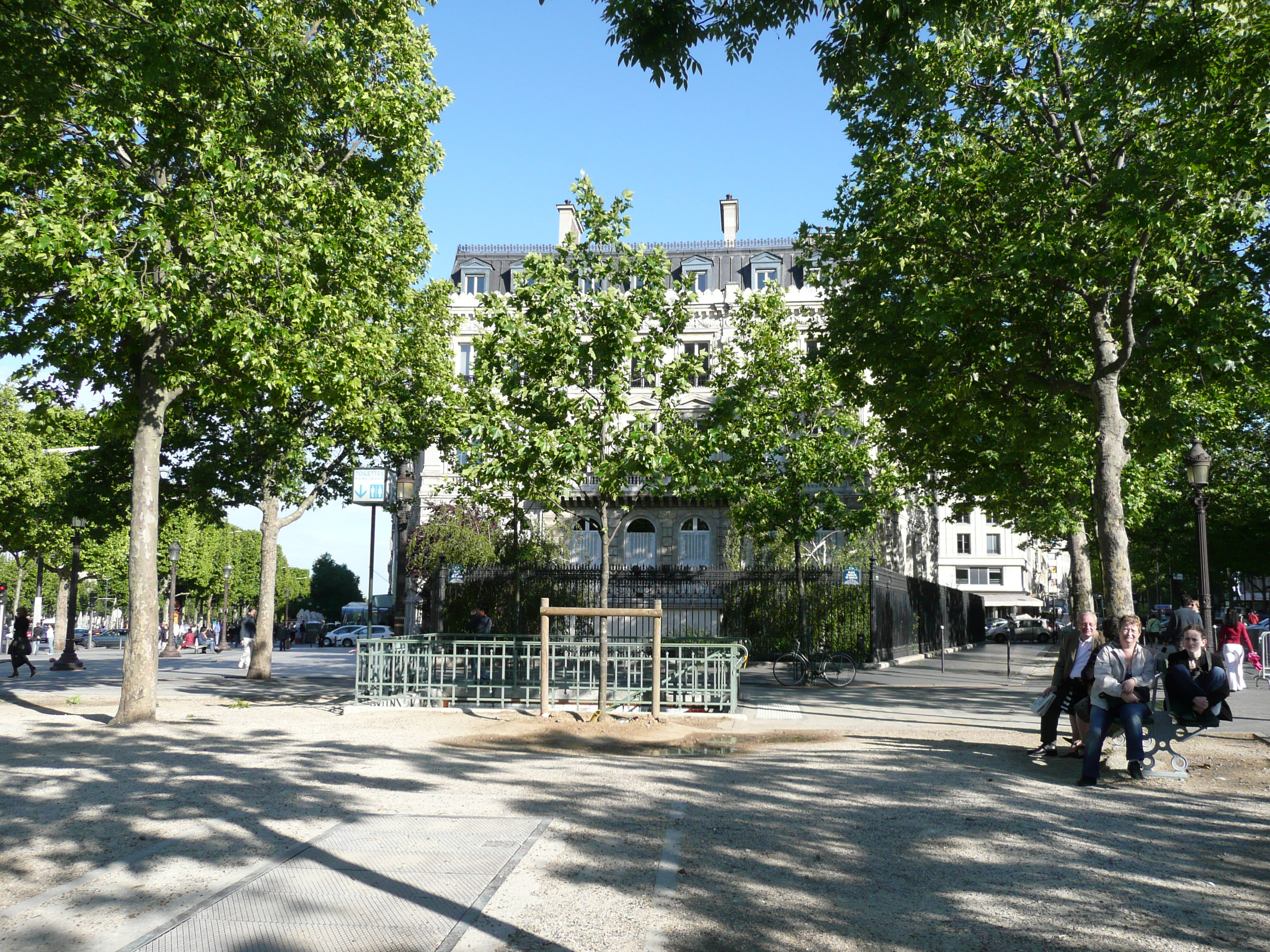 Photo France Paris Place de l'Etoile 2007-05 117