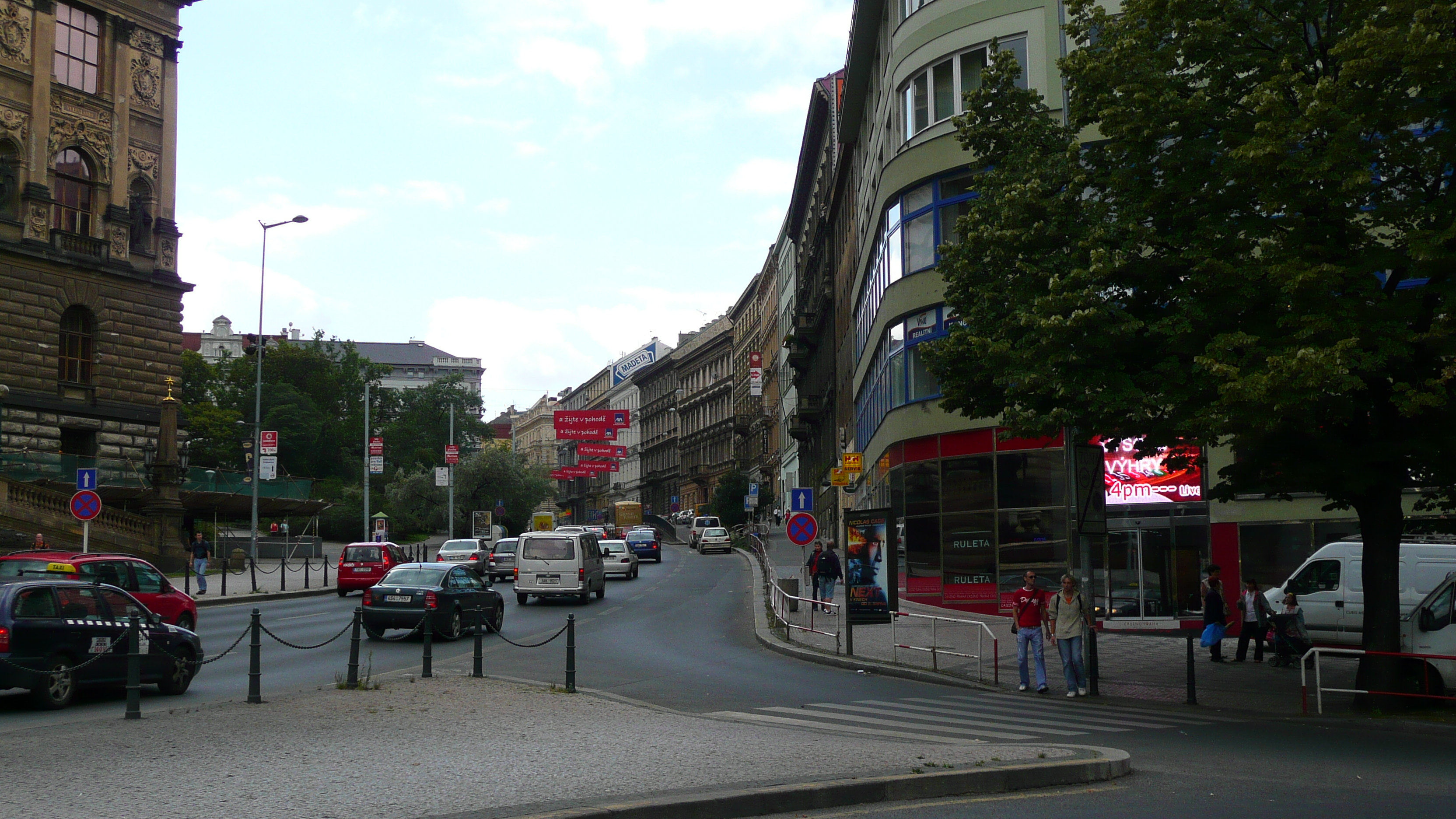 Photo République Tchèque Prague Place Vaclavske 2007-07 35