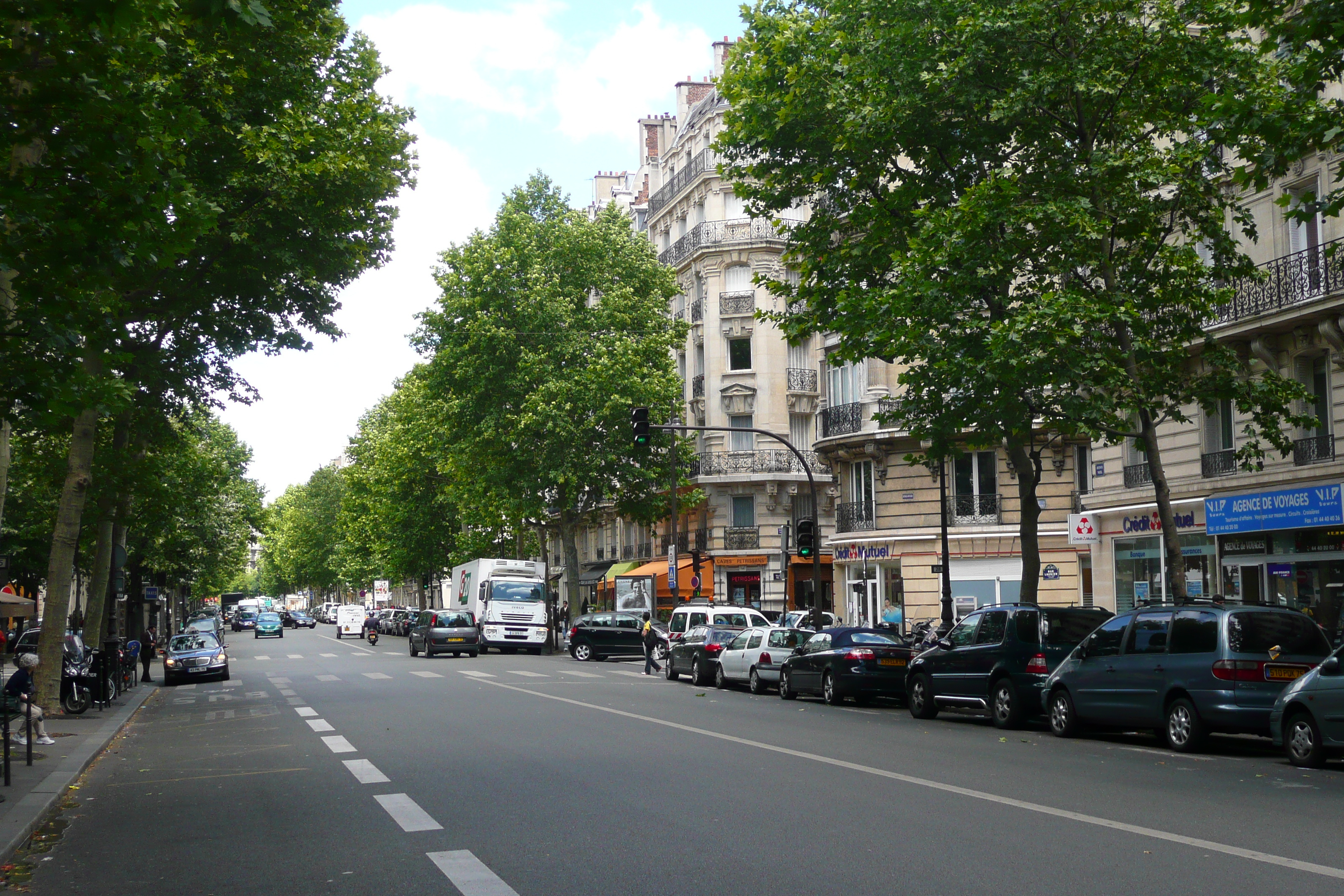 Photo France Paris Avenue Niel 2007-06 30