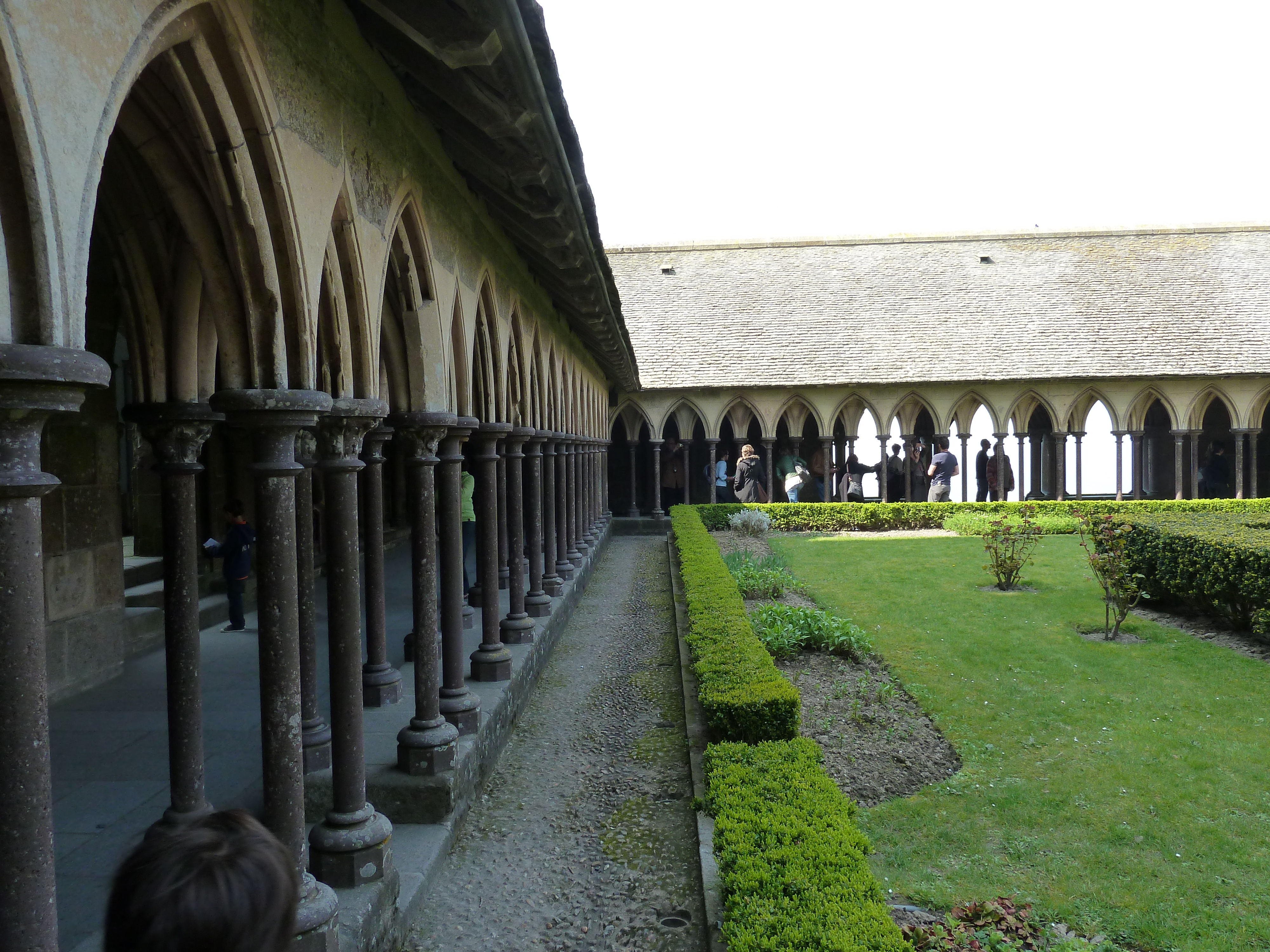 Photo France Mont Saint Michel Cloître de l'Abbaye du Mont Saint Michel 2010-04 71