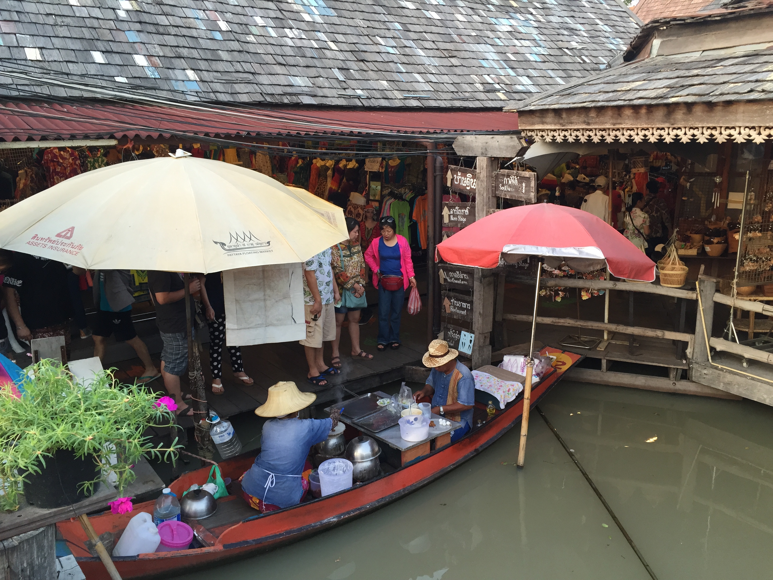 Photo Thaïlande Pattaya Marché flottant 2014-12 4