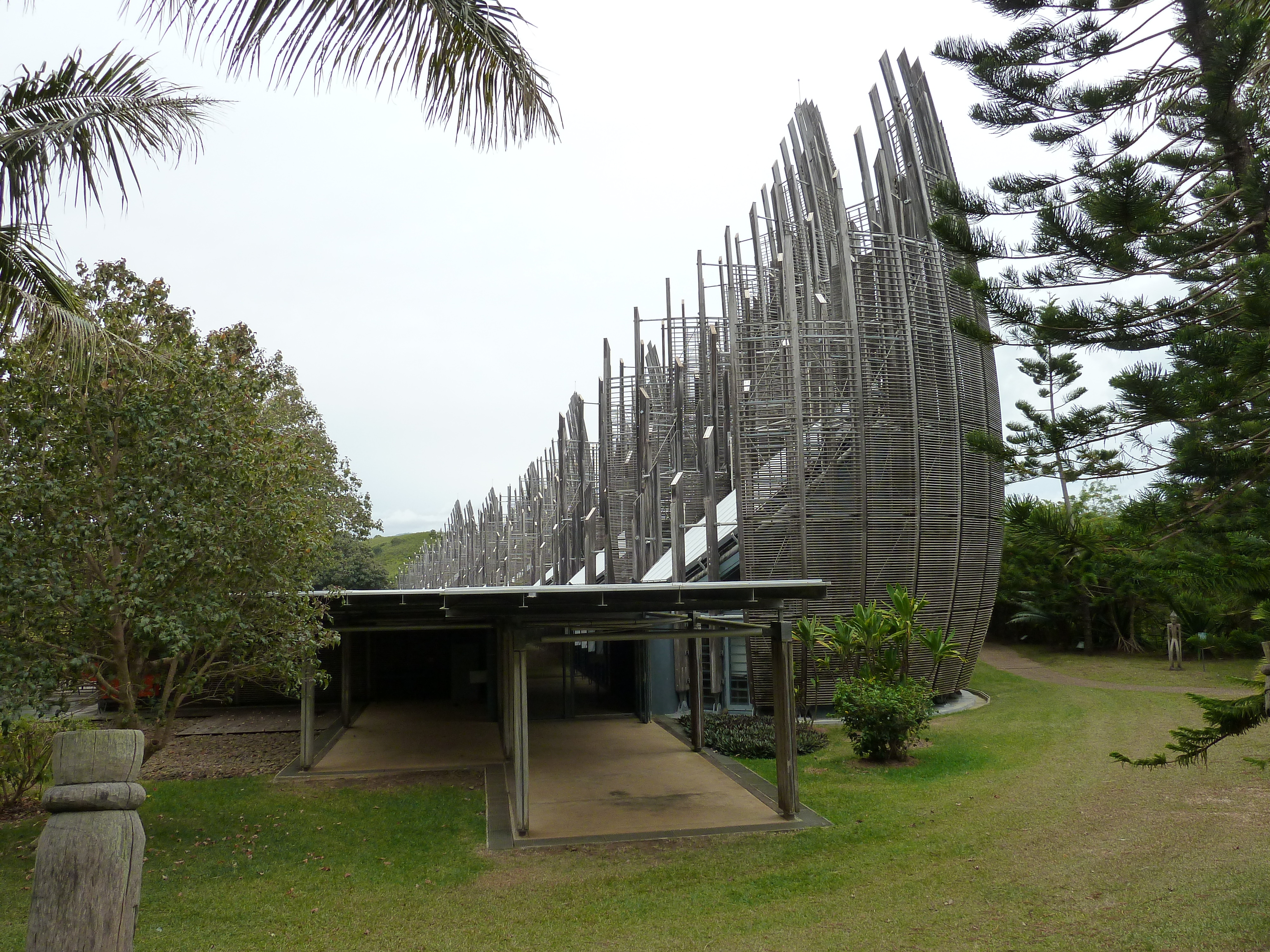 Photo Nouvelle-Calédonie Centre culturel Tjibaou 2010-05 4