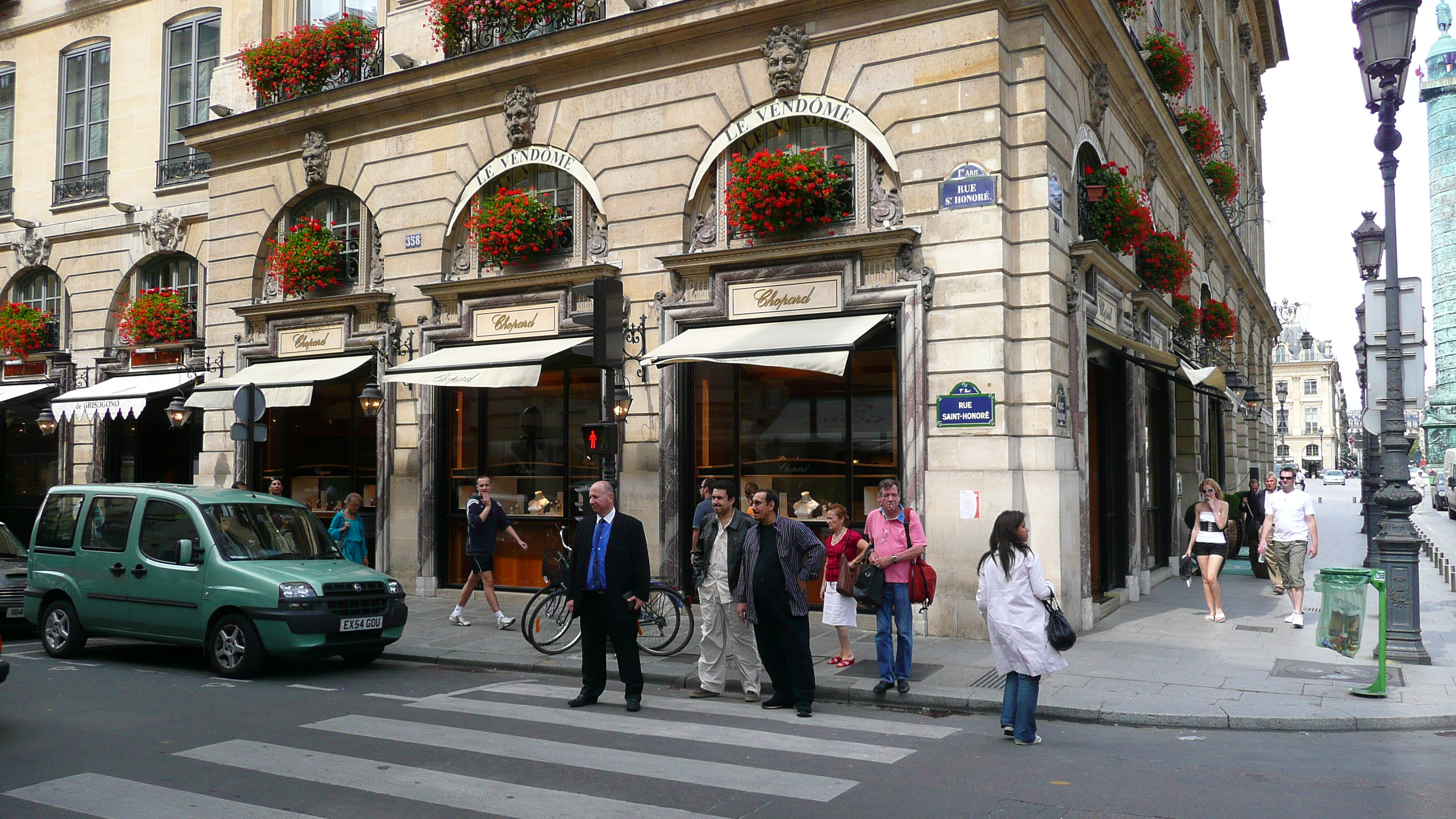 Photo France Paris Place Vendome 2007-07 17