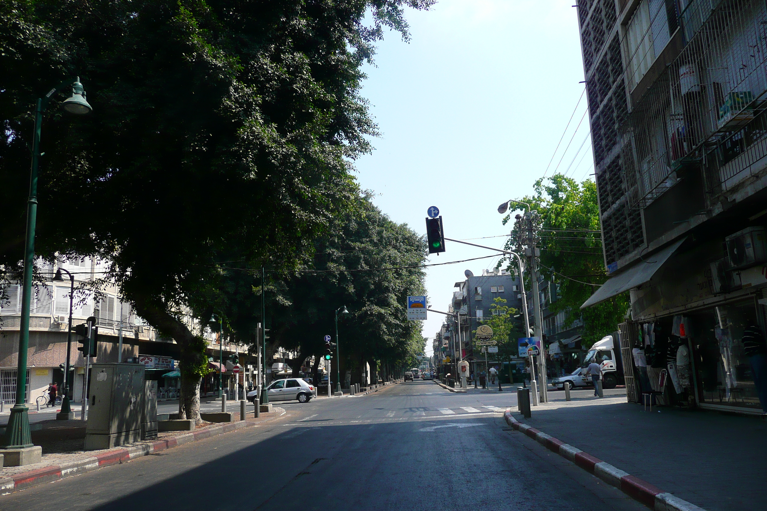 Photo Israel Tel Aviv Rue Yerushalyim 2007-06 13