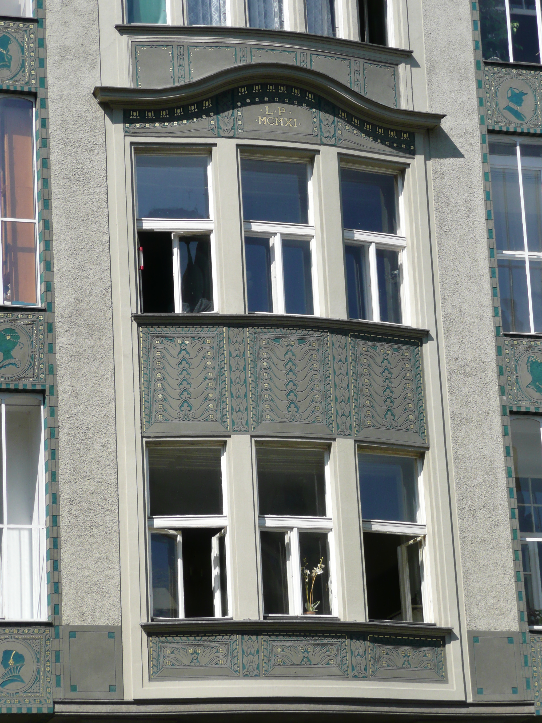 Photo République Tchèque Prague rue Parizska 2007-07 0