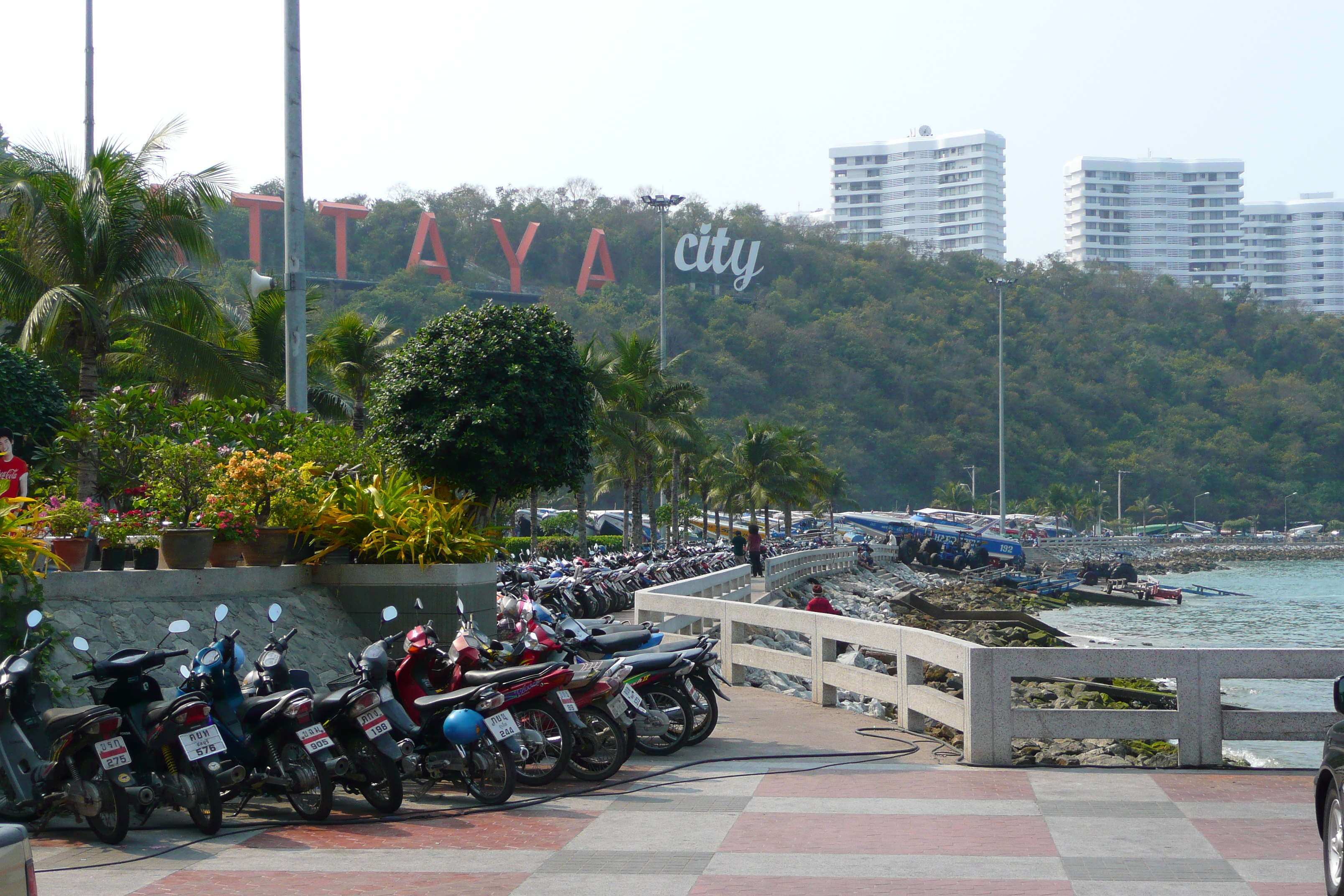Photo Thaïlande Pattaya Port de Bali Hai 2008-01 1