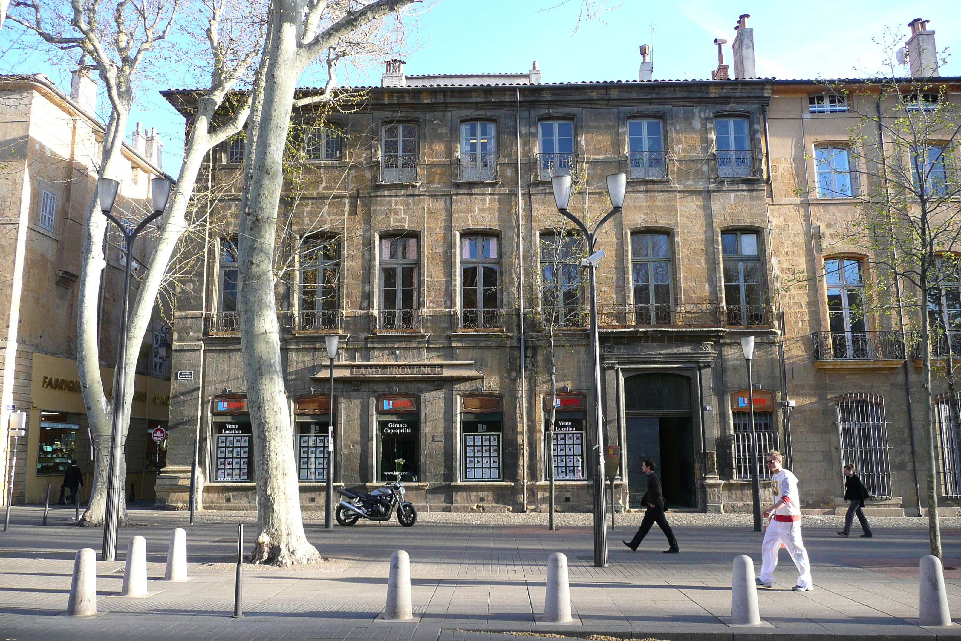 Photo France Aix en Provence Cours Mirabeau 2008-04 19