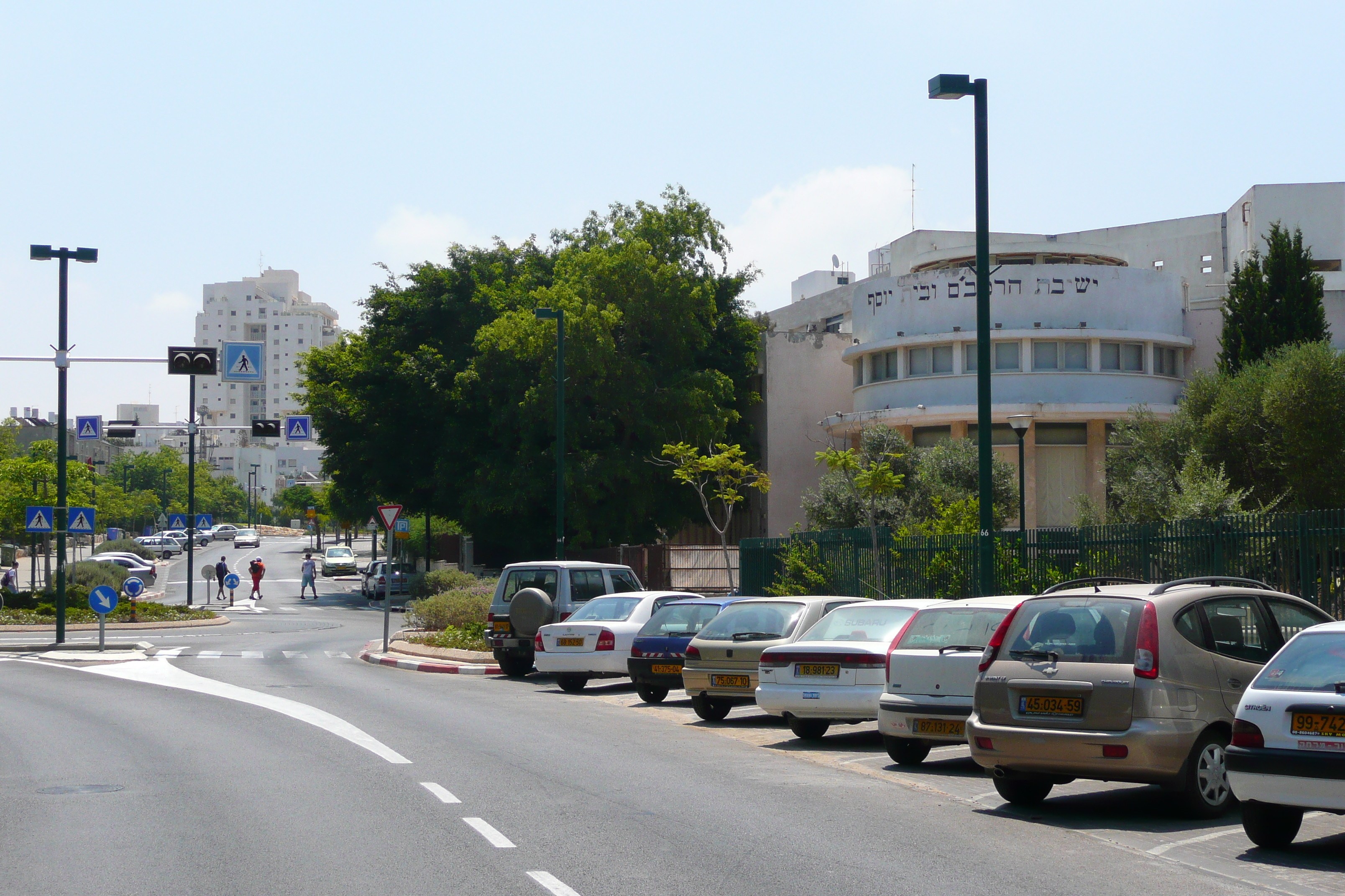Photo Israel Tel Aviv Rue Rokach 2007-06 12