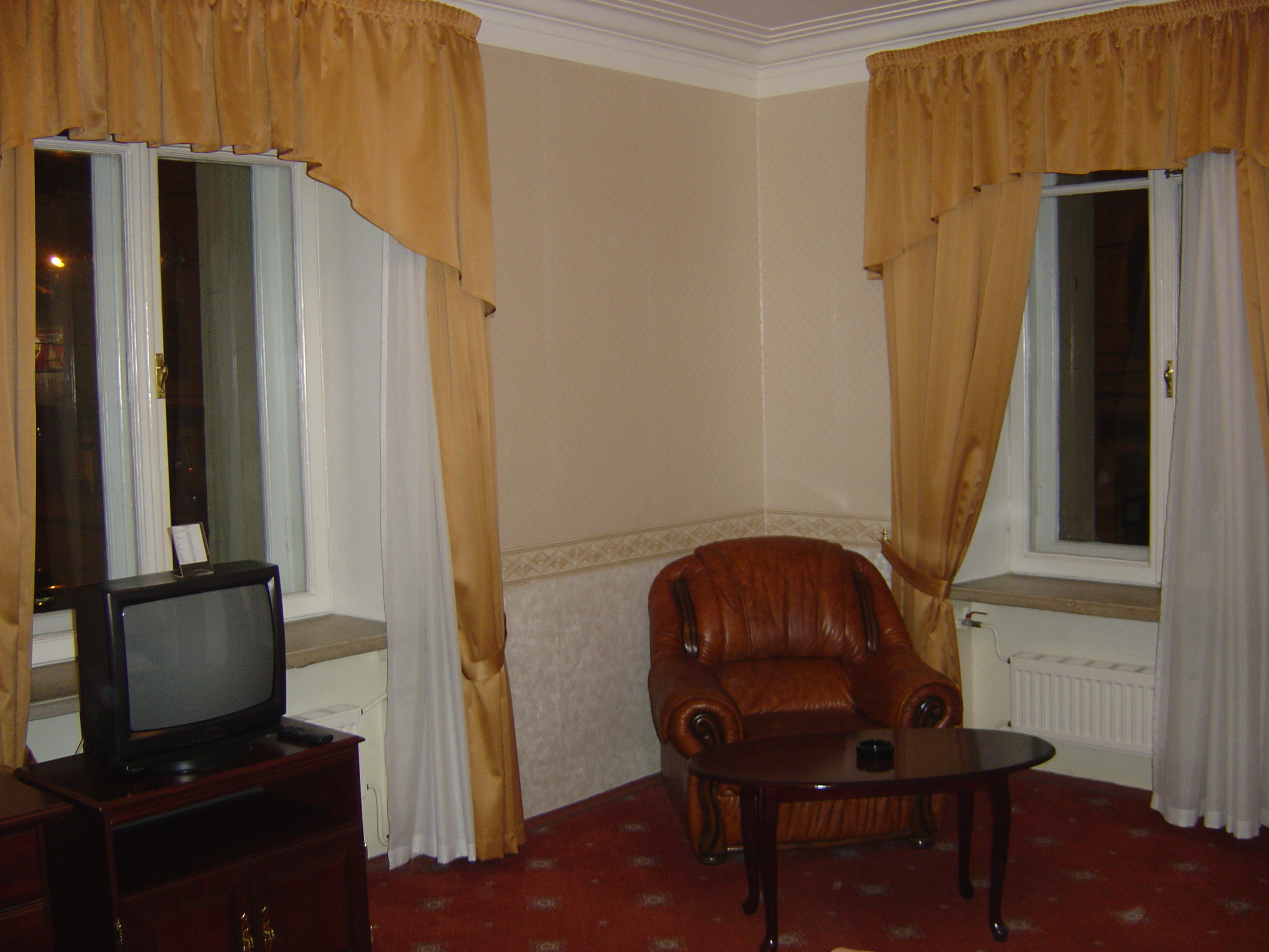 Photo Russie Moscou Hotel Budapest 2005-04 20