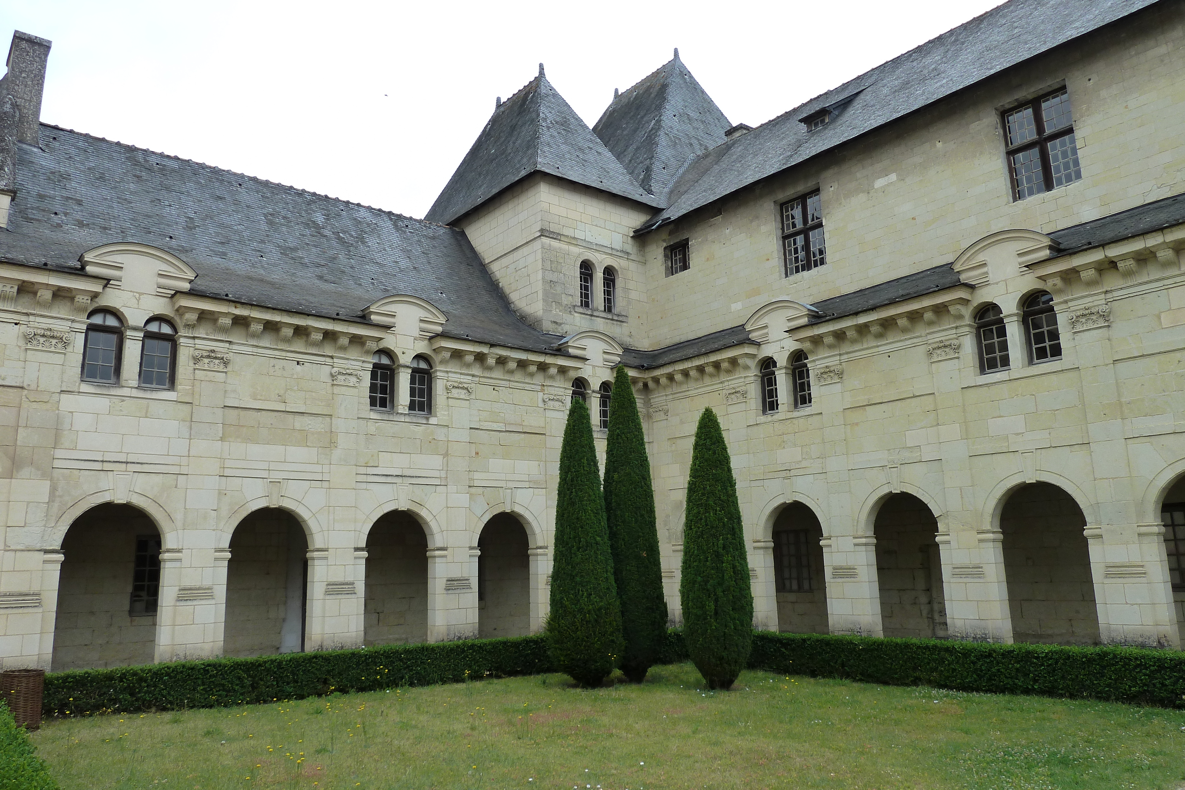 Photo France Fontevraud 2011-05 112