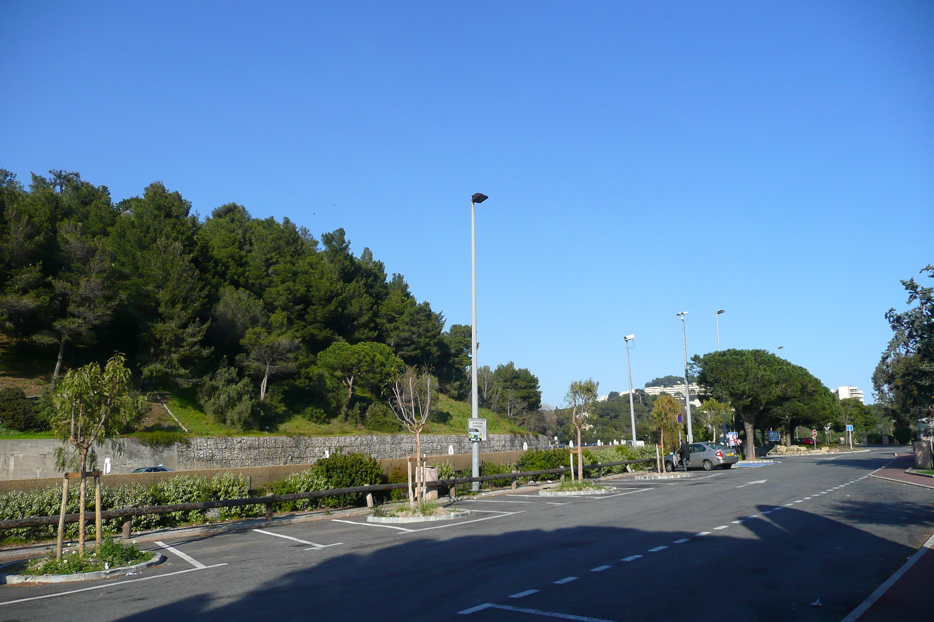 Photo France Côte d'Azur route de Cannes à Cagnes 2008-03 0