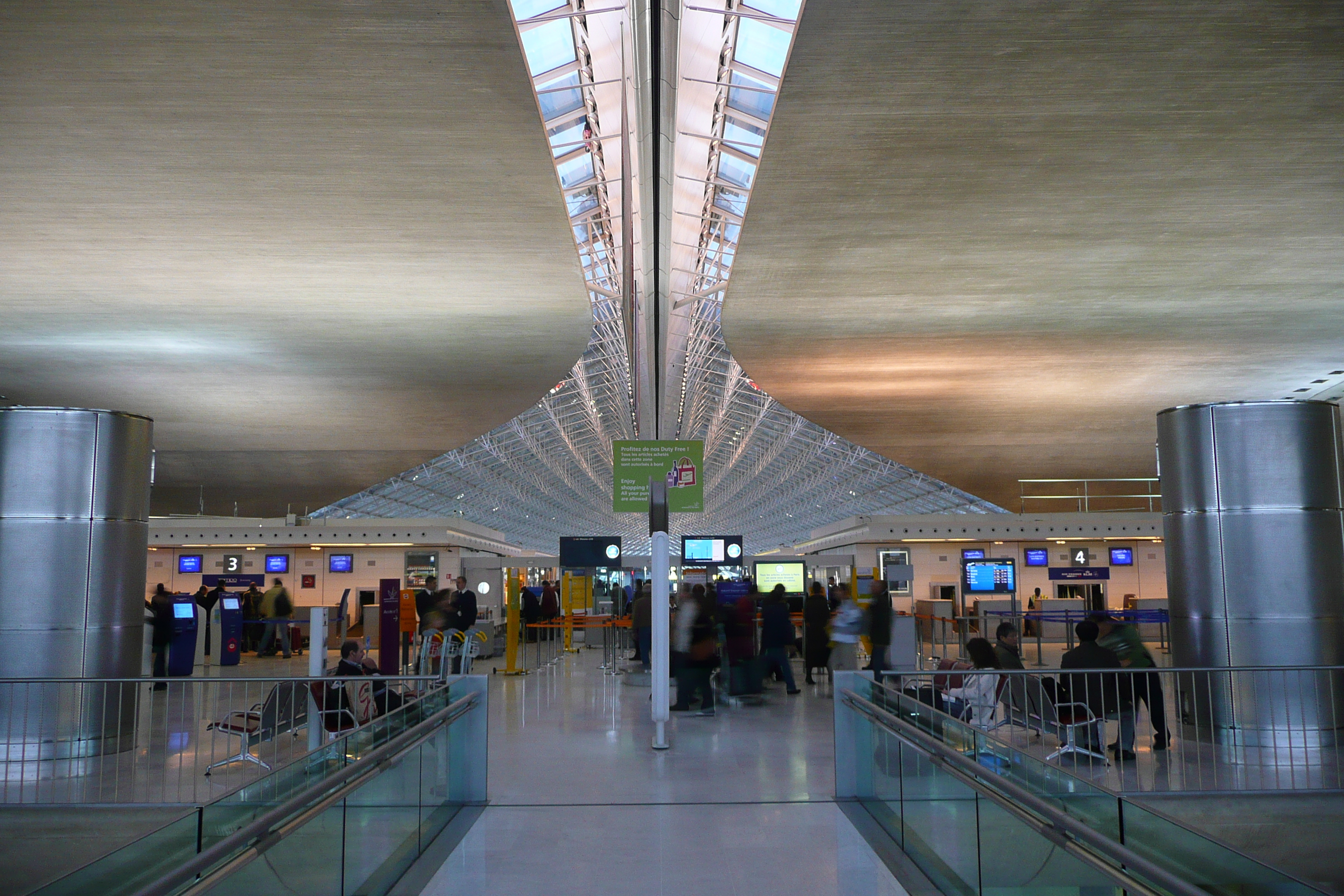 Photo France Aéroport Paris Charles de Gaulle 2007-11 38