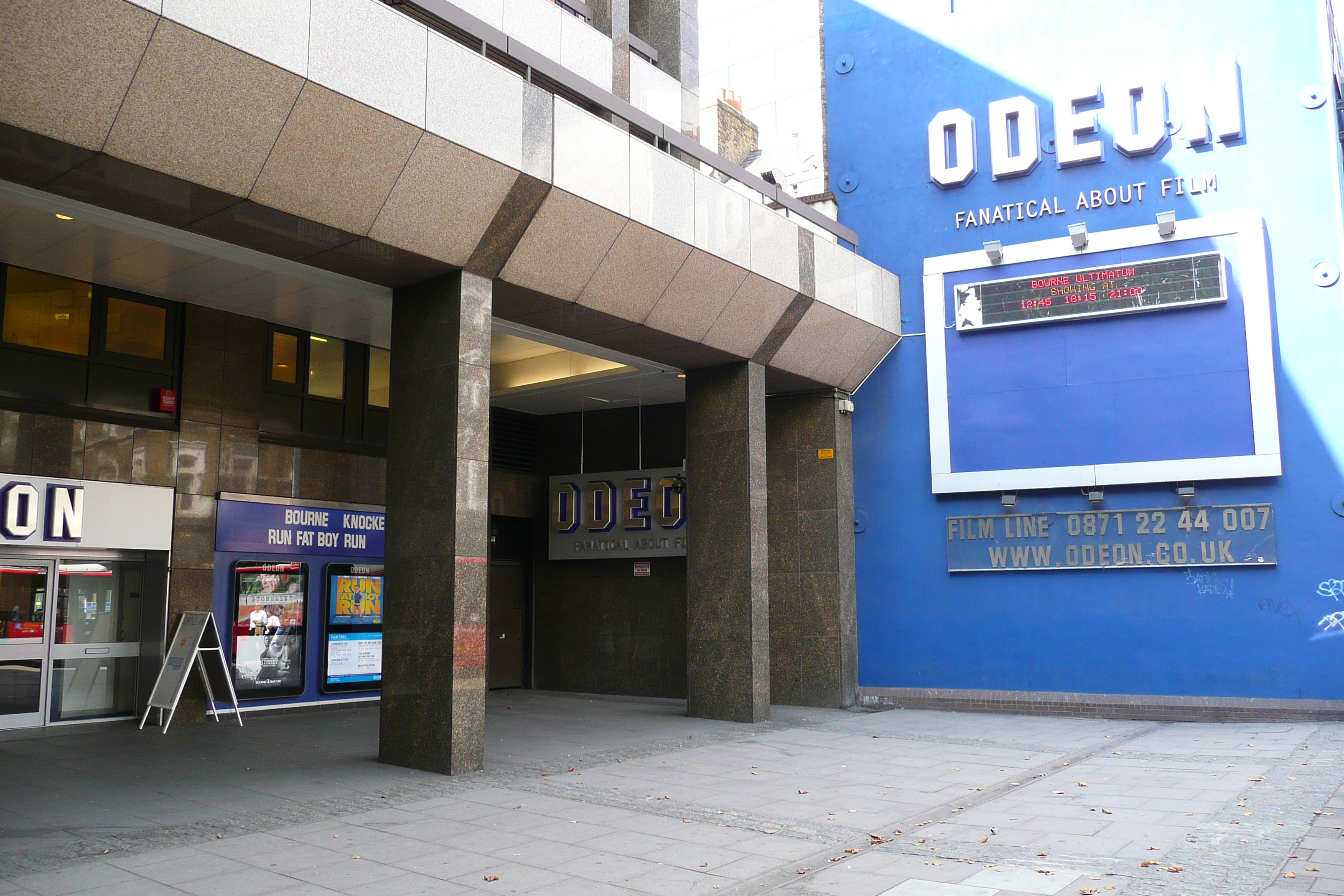 Photo Royaume-Uni Londres Tottenham Court Road 2007-09 52