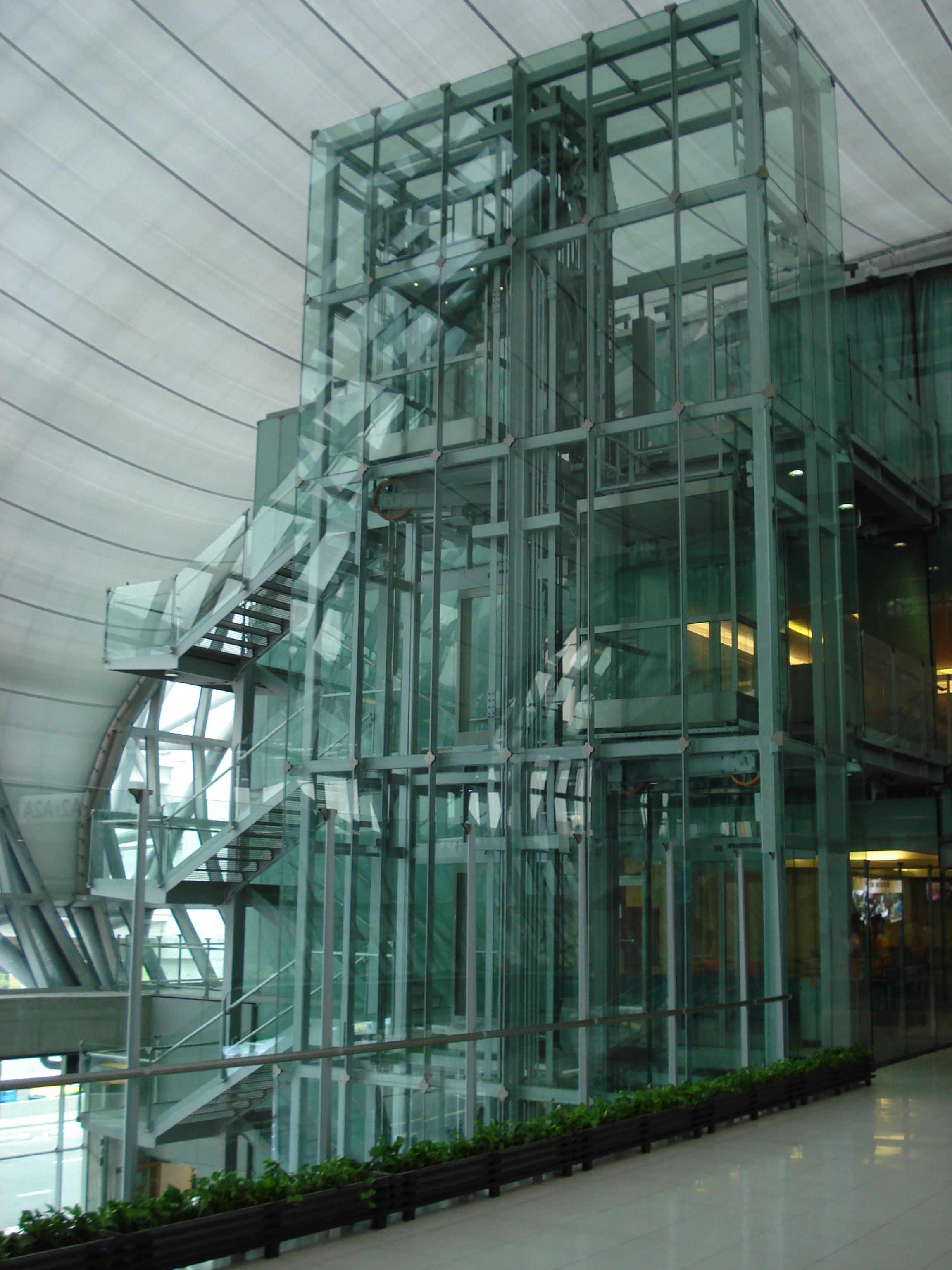 Photo Thaïlande Bangkok Aéroport Suvarnabhumi 2007-02 54
