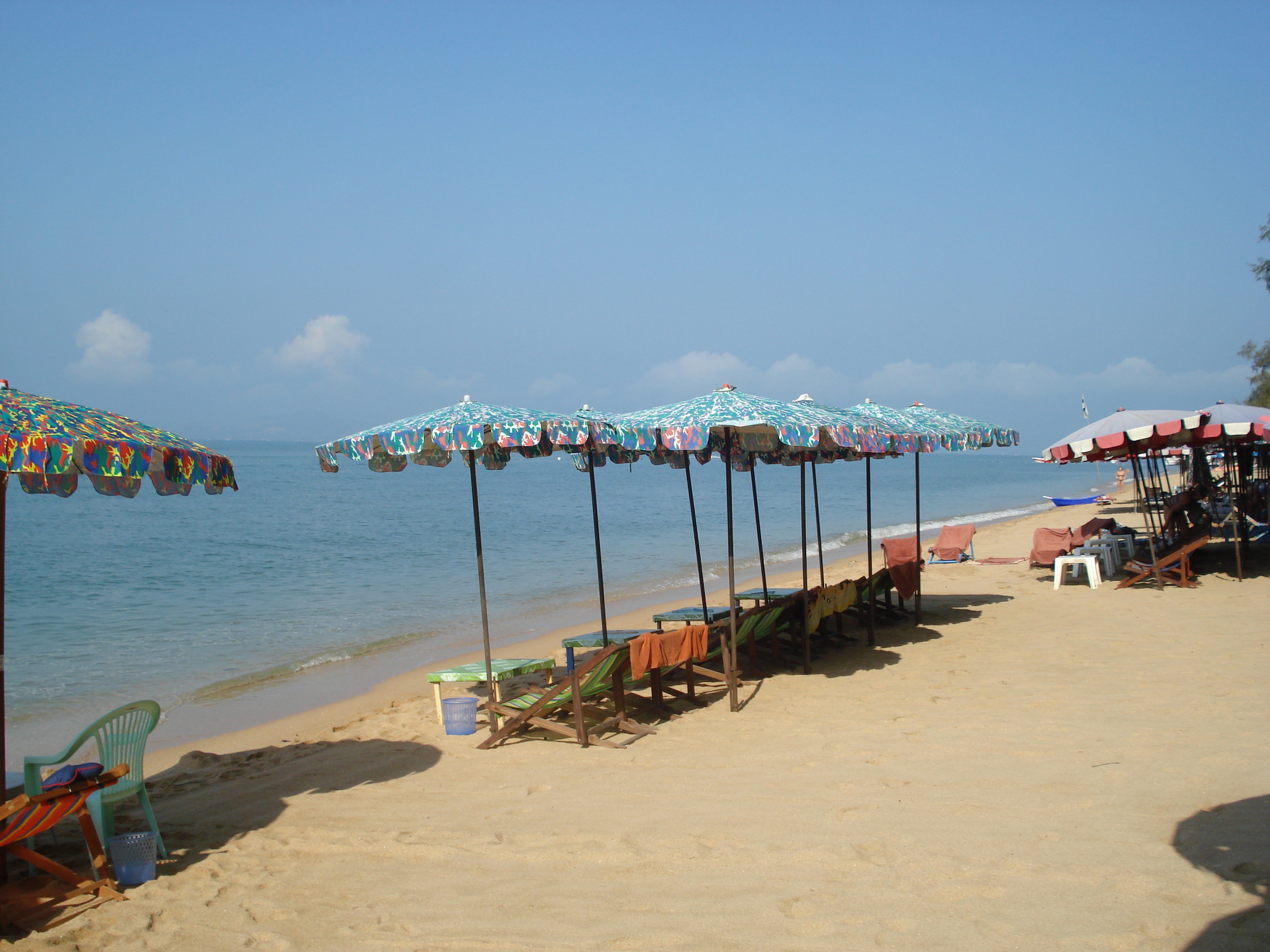 Photo Thaïlande Pattaya Plage de Dongtan 2008-01 49