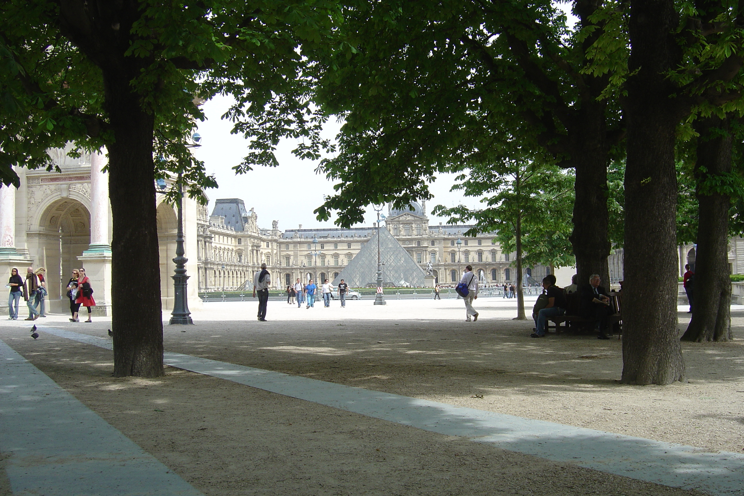 Photo France Paris Jardin du Carrousel du Louvre 2007-05 30