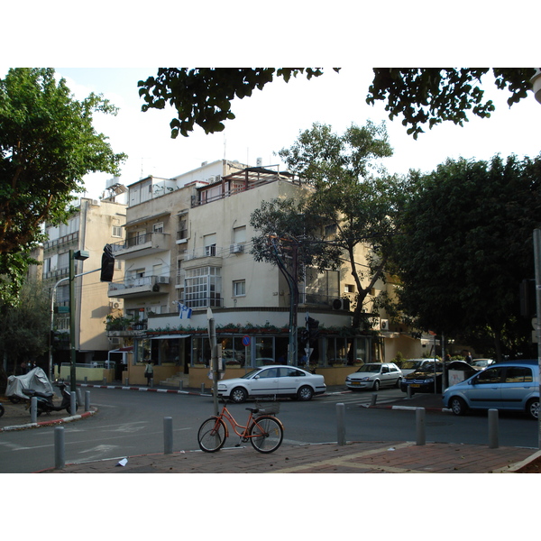 Photo Israel Tel Aviv 2006-12 58