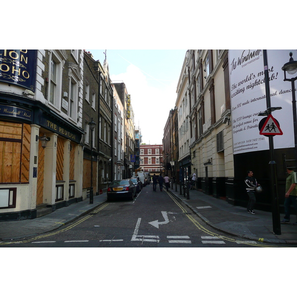 Photo Royaume-Uni Londres Rue Great Windmill 2007-09 10