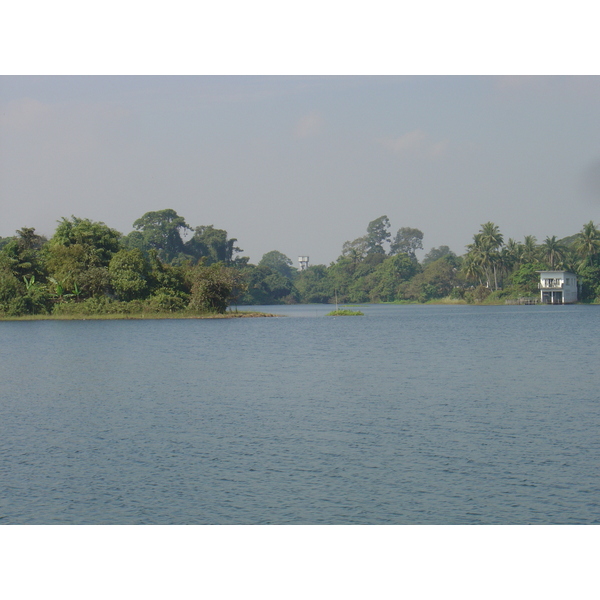 Photo Birmanie (Myanmar) Rangoun Hotel Dusit Inya Lake 2005-01 14