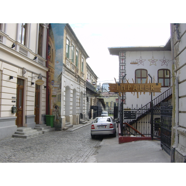 Photo Roumanie Bucharest 2003-10 60