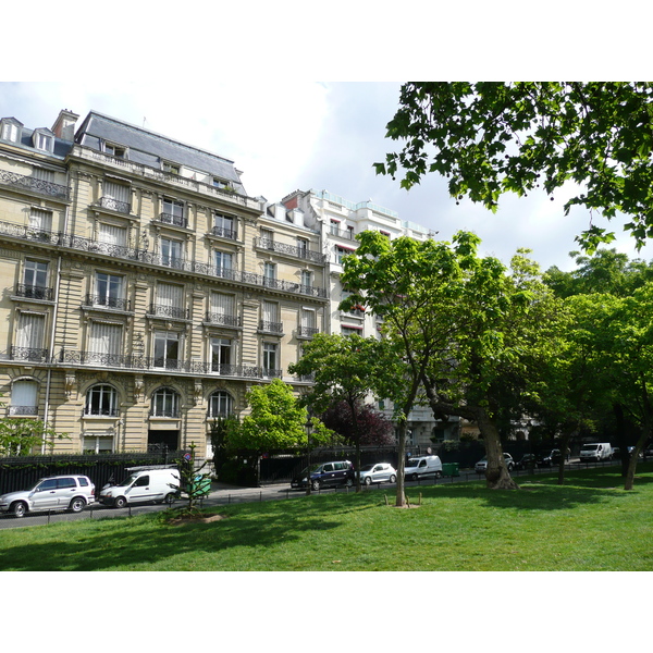 Photo France Paris Avenue Foch 2007-06 161