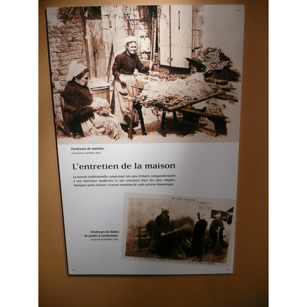 Photo France Pontivy Chateau des Rohan 2007-08 40