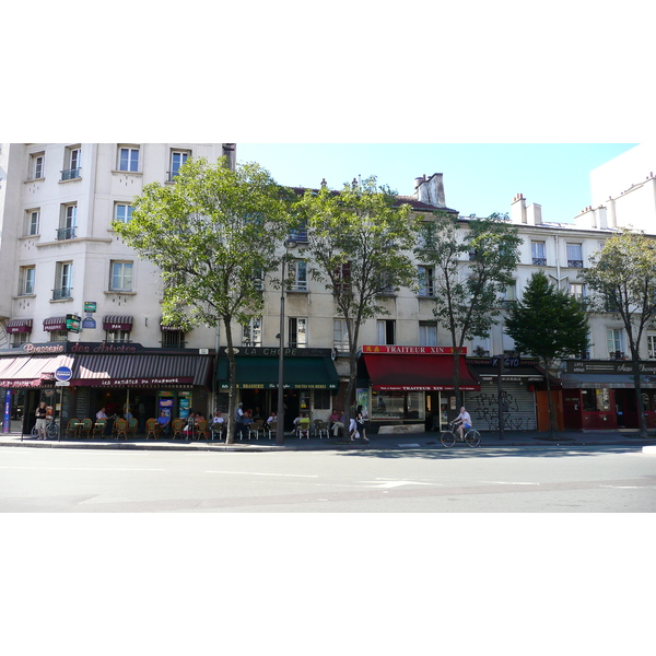 Photo France Paris Rue La Fayette 2007-08 57