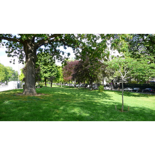Photo France Paris Avenue Foch 2007-06 133