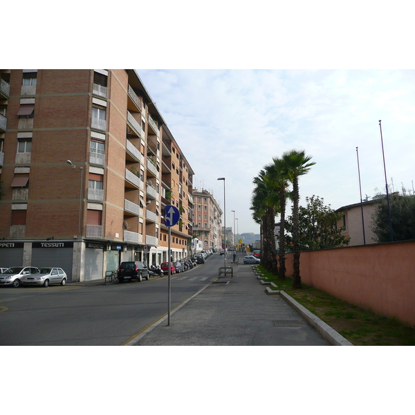 Photo Italie Rome rue Gregorio VII 2007-11 54