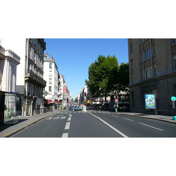 Photo France Paris Rue La Fayette 2007-08 98