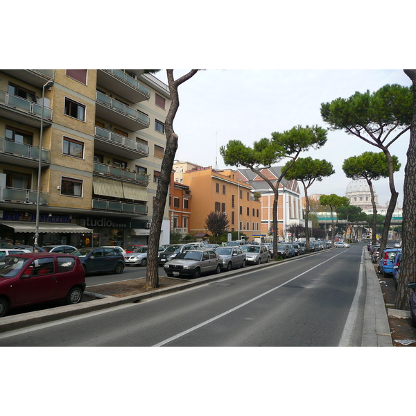 Photo Italie Rome rue Gregorio VII 2007-11 63